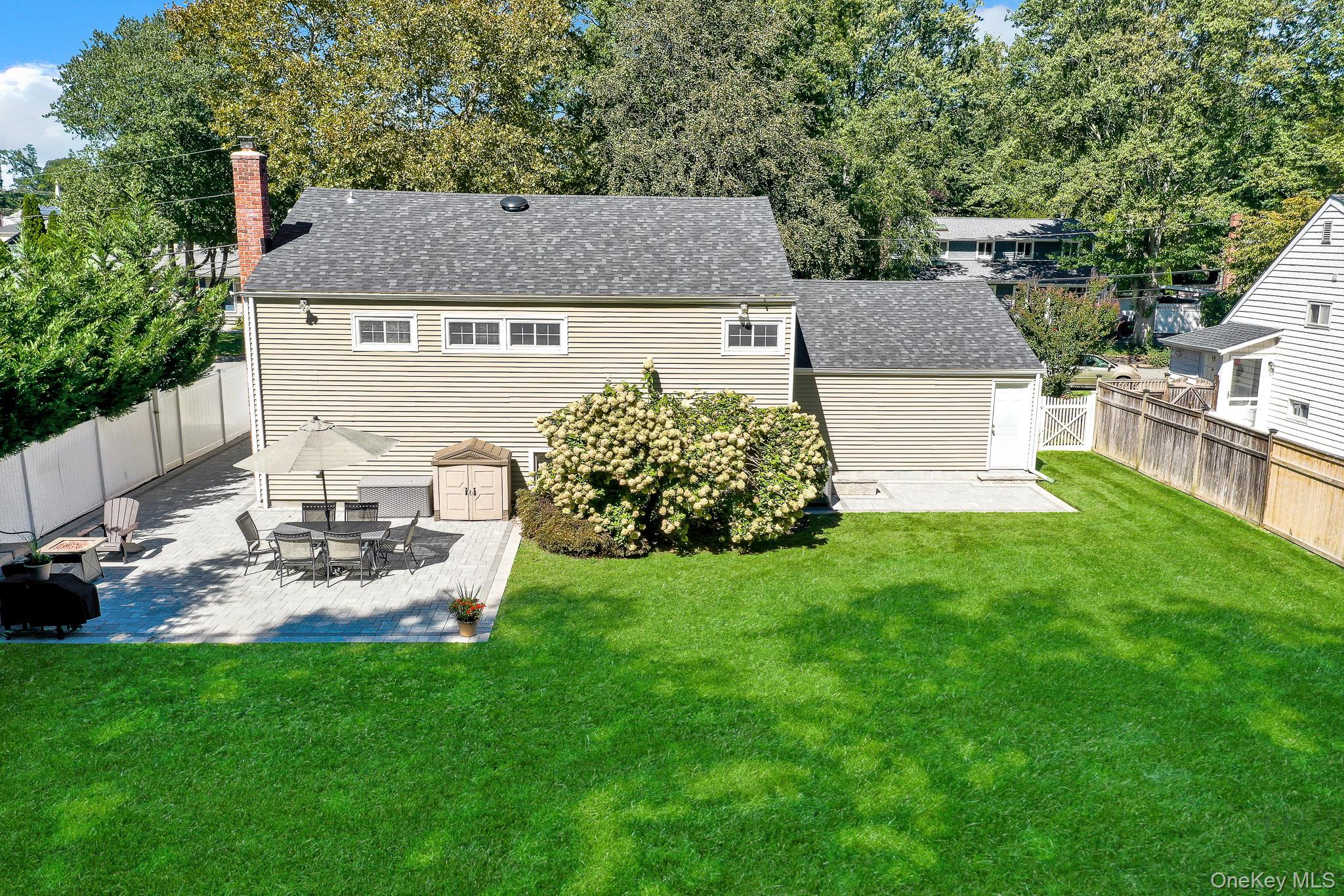 719 Glenridge Lane