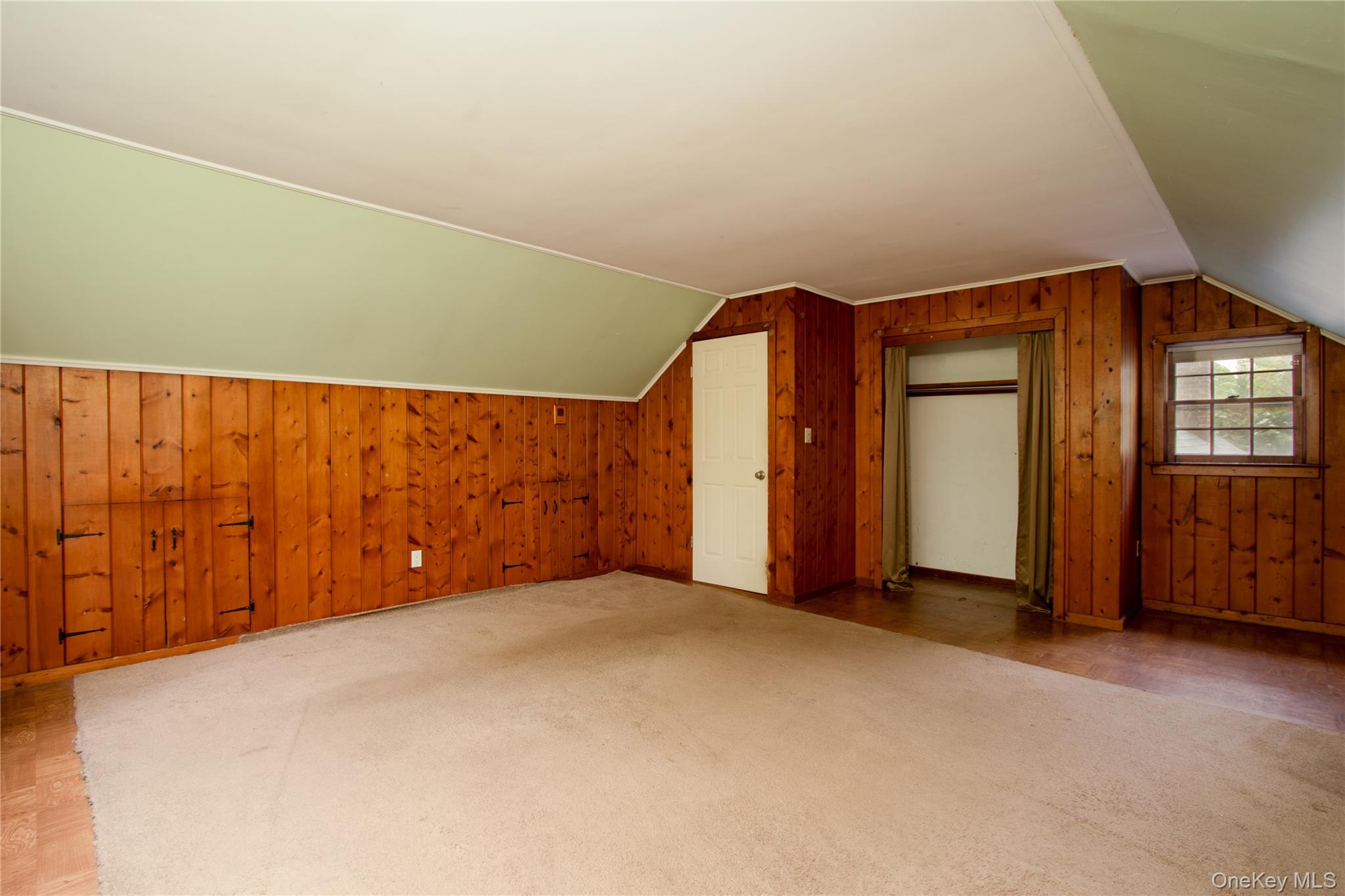 14 Bunkerhill Drive