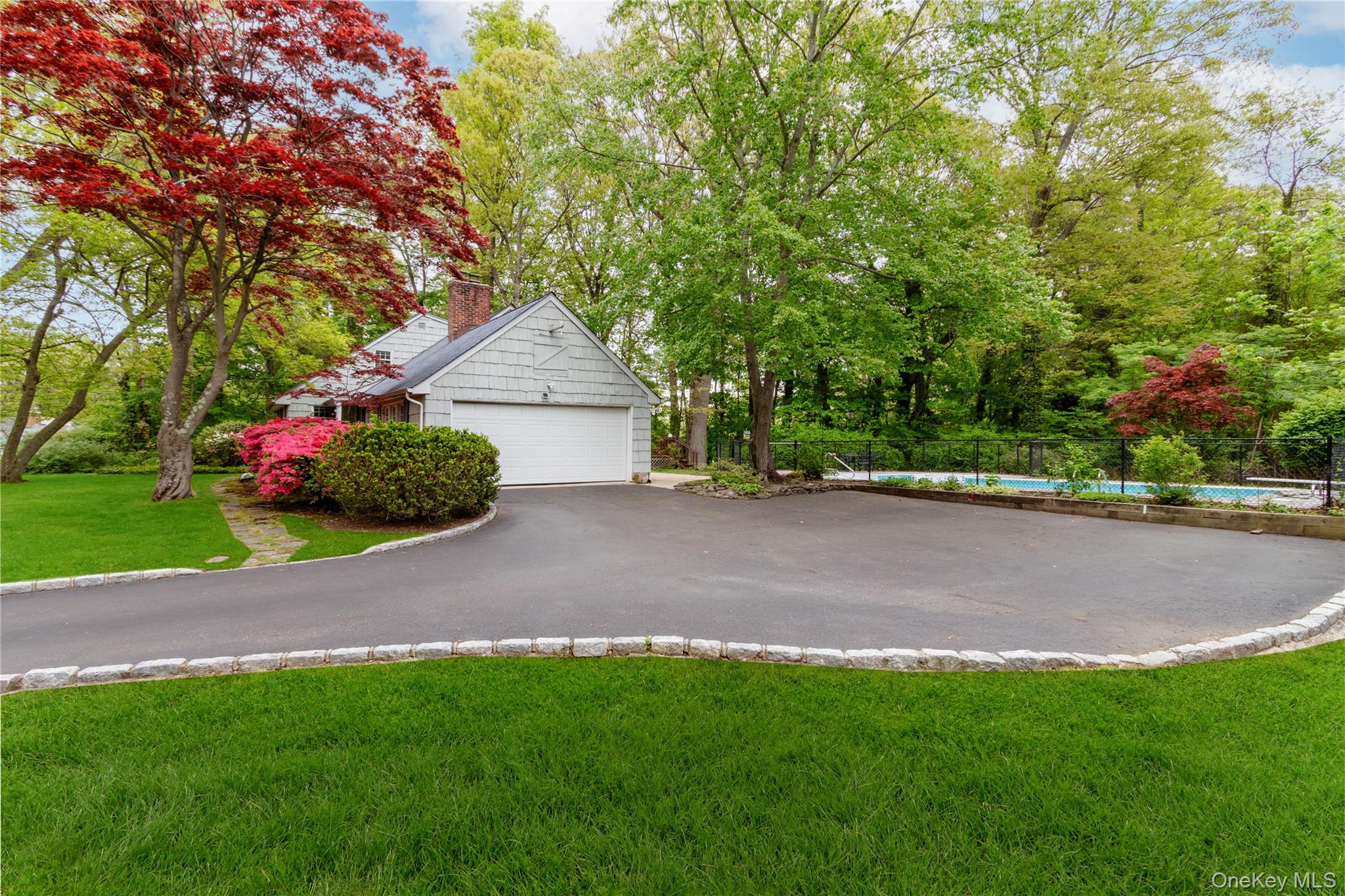 14 Bunkerhill Drive