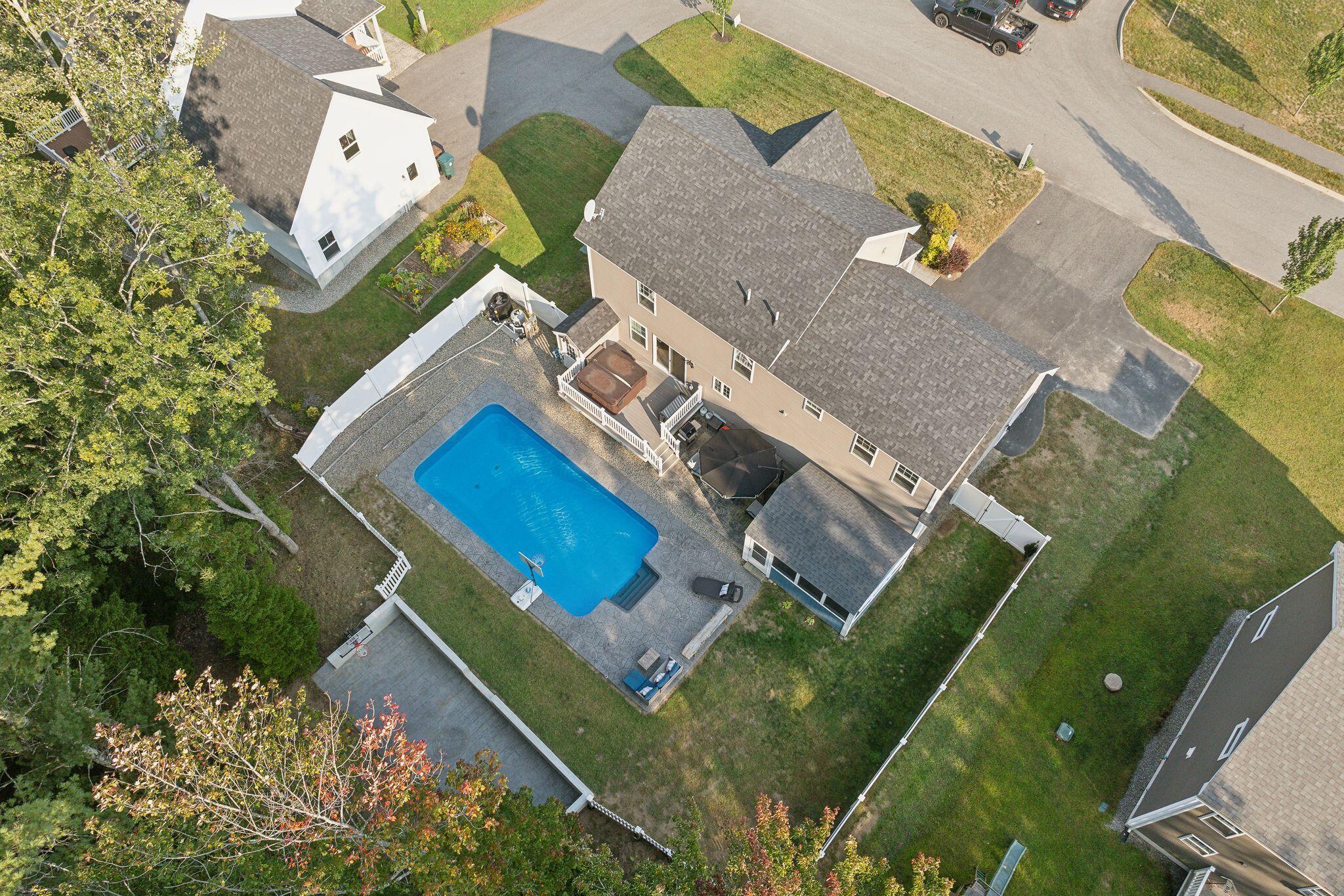 28 Country Club Drive