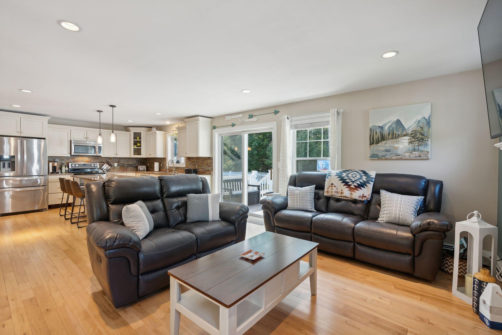28 Country Club Drive