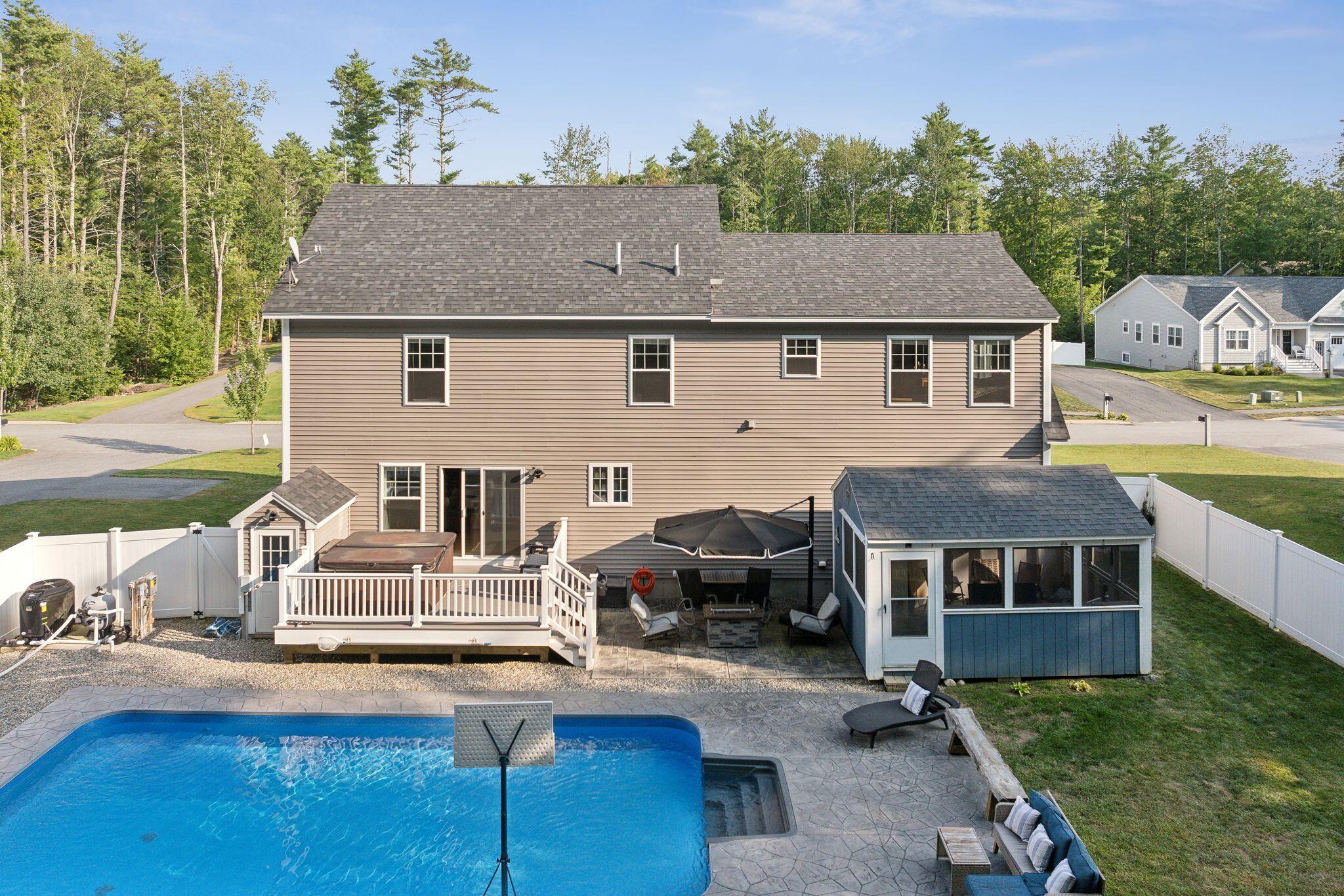 28 Country Club Drive
