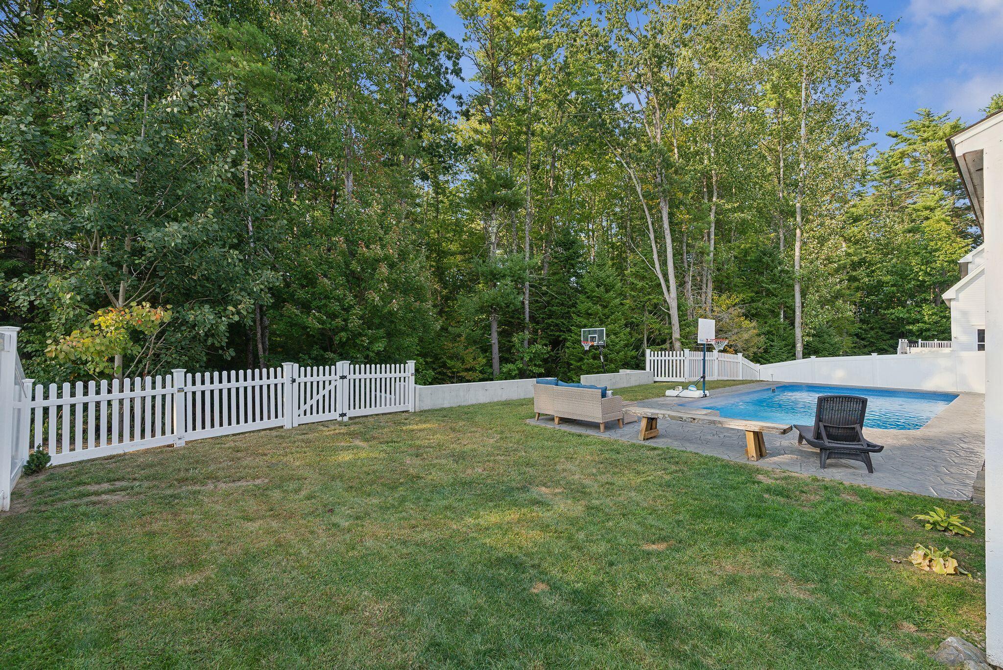 28 Country Club Drive