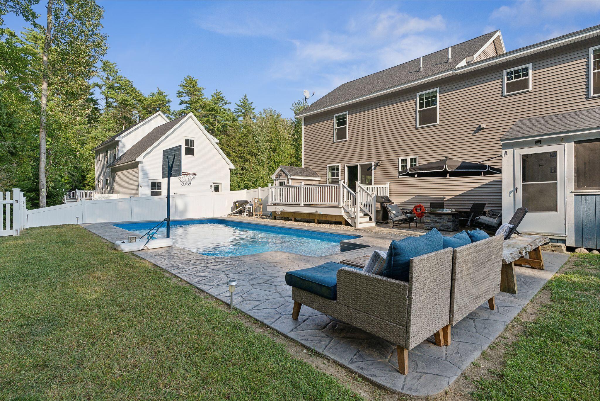 28 Country Club Drive