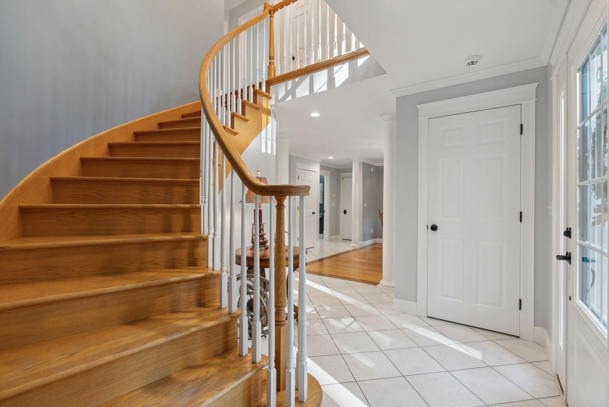 18 Saratoga Lane