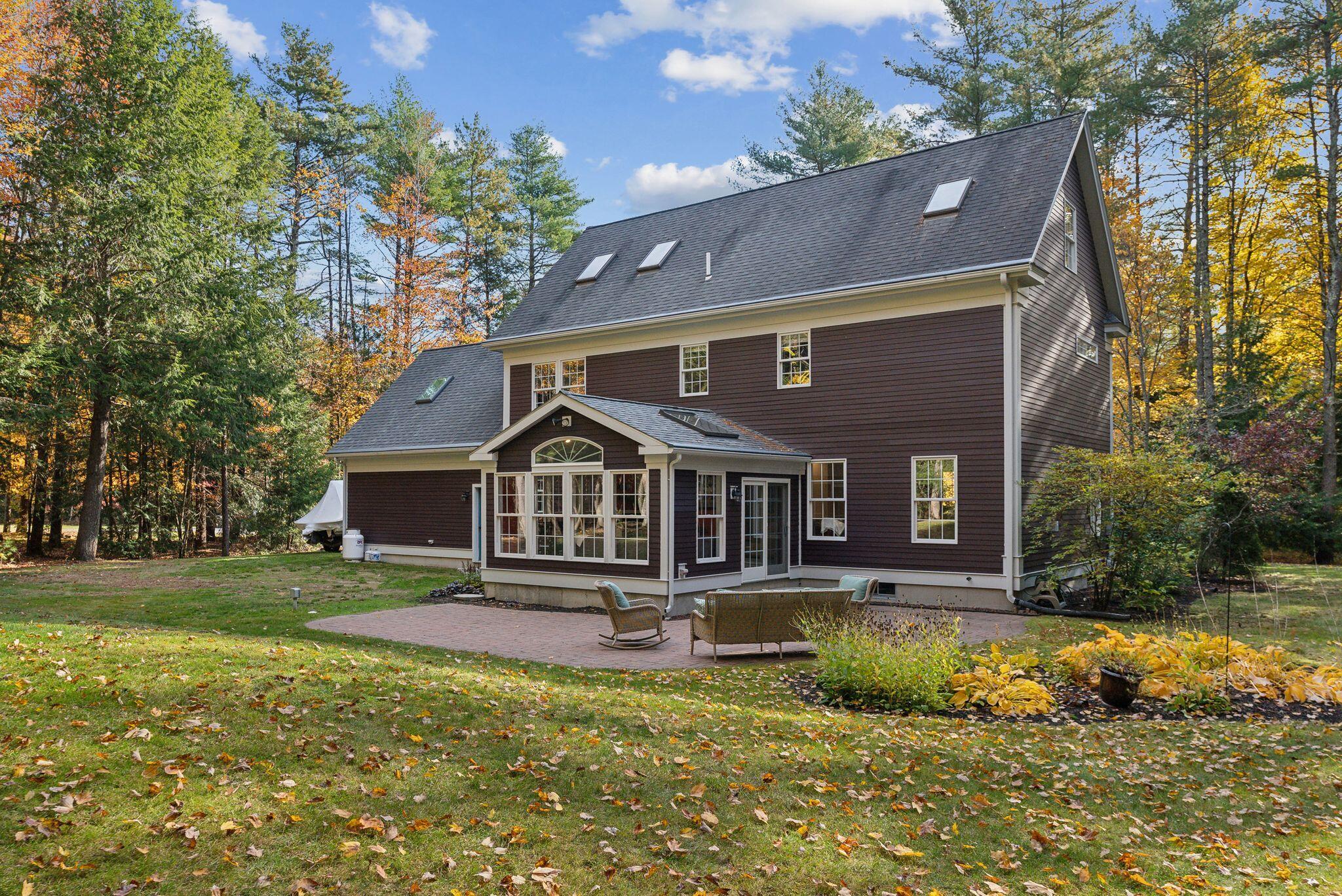 18 Saratoga Lane