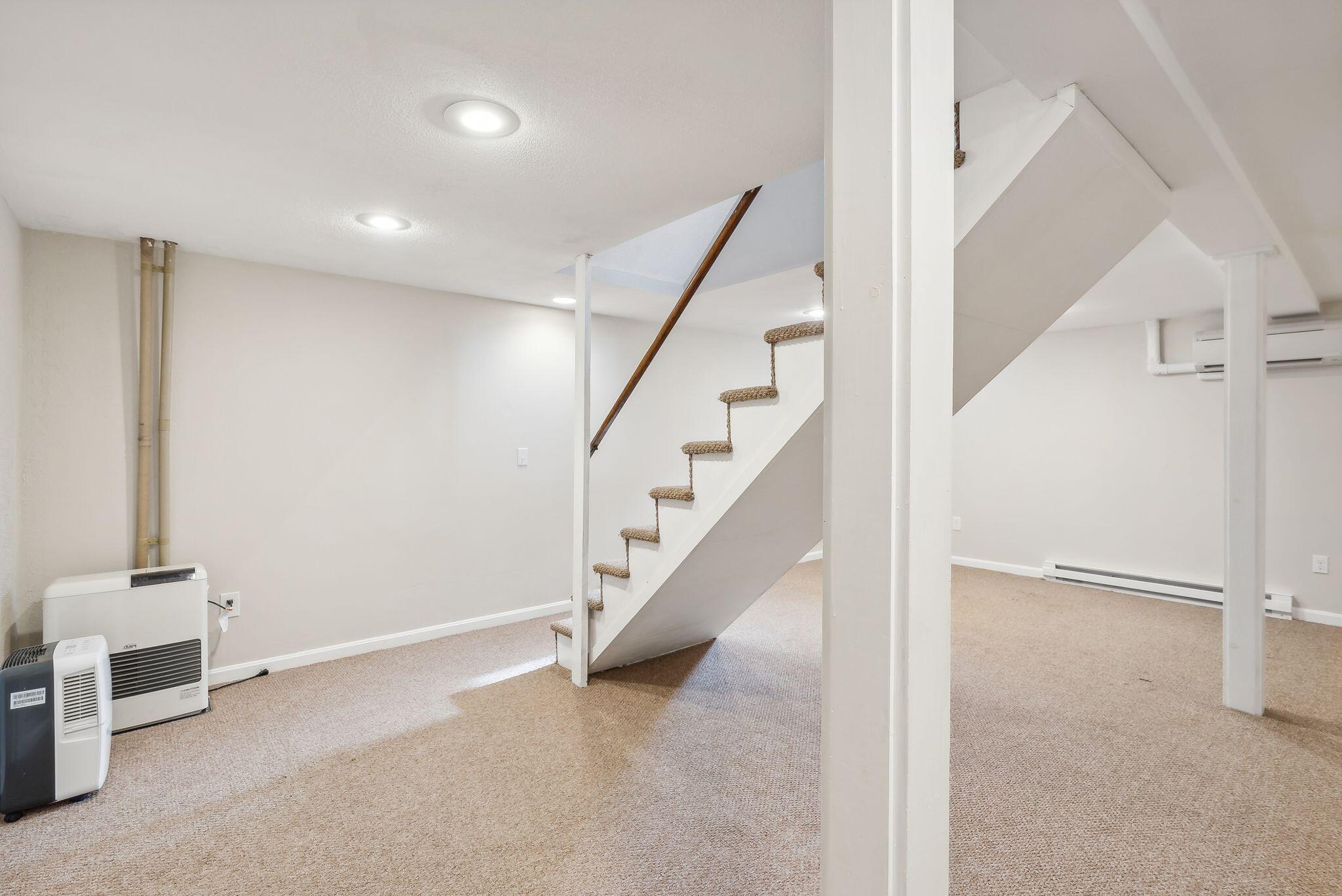 30 Frost Hill Road