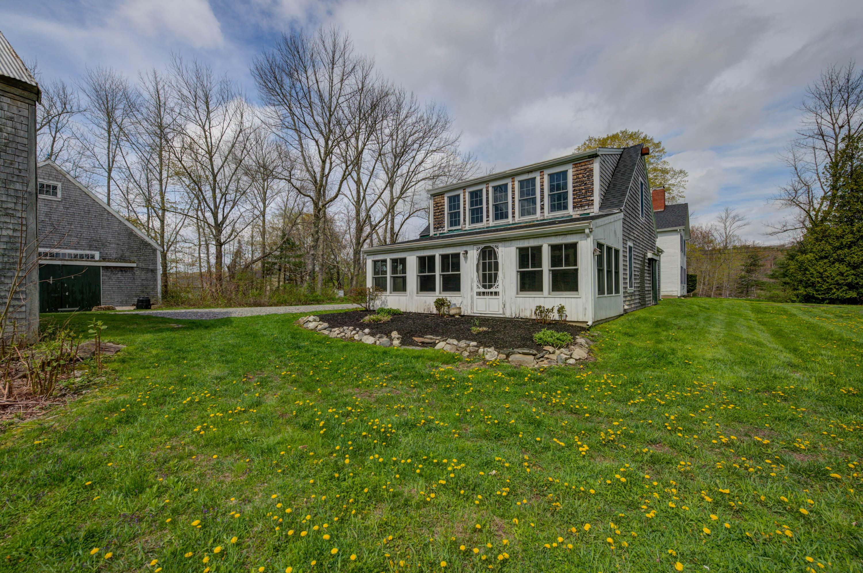 106 Bunker Hill Road