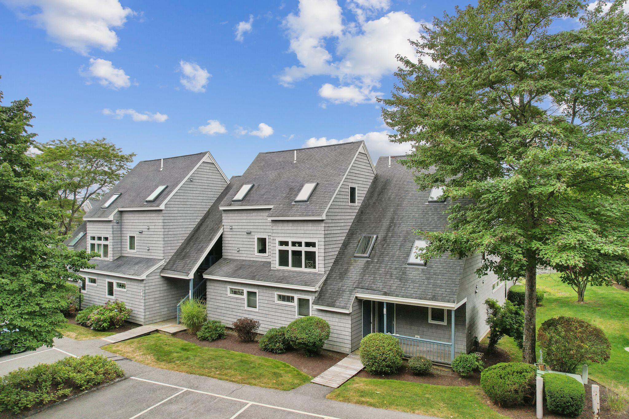 146 W Grand Avenue 51