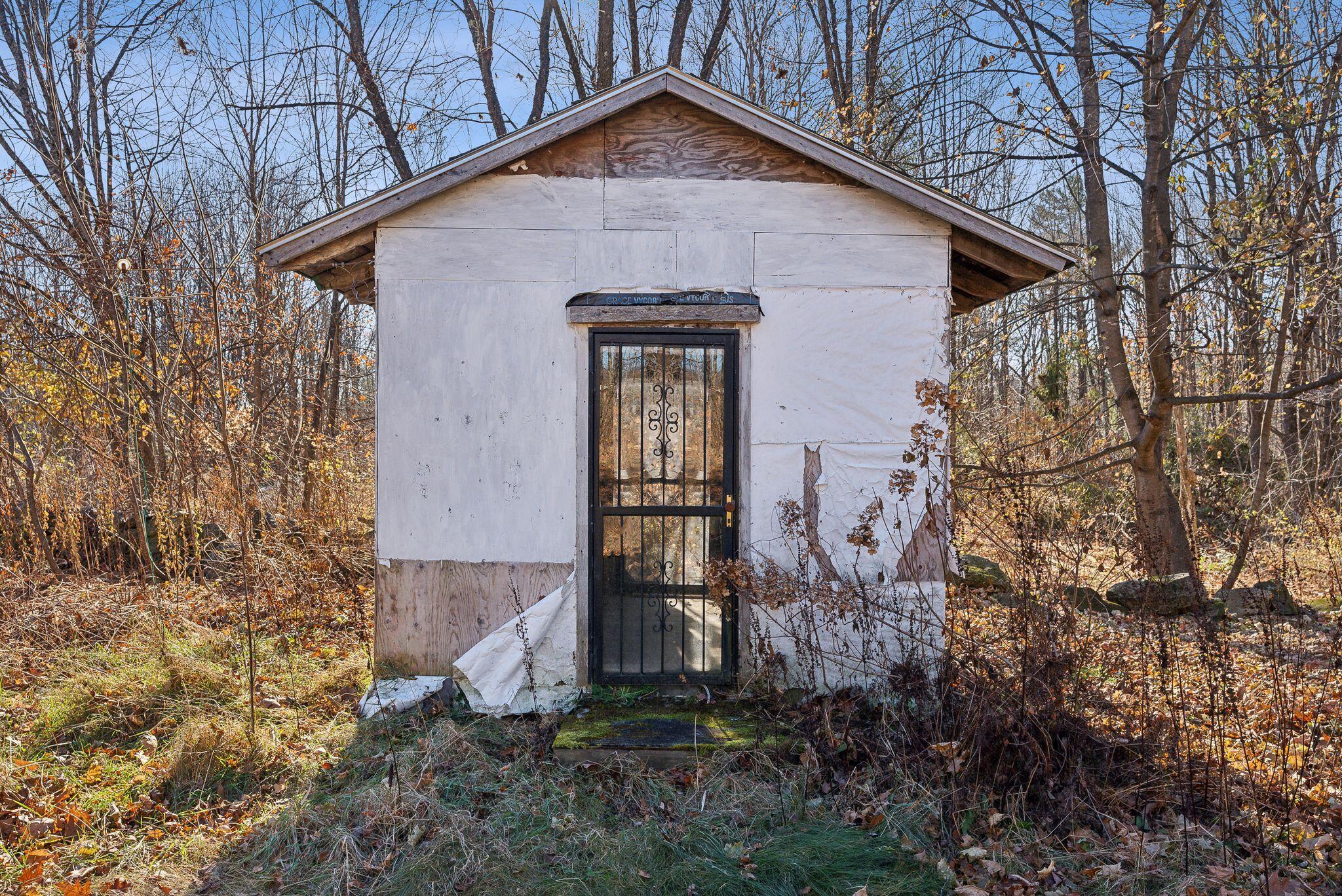 454 N Parish Road
