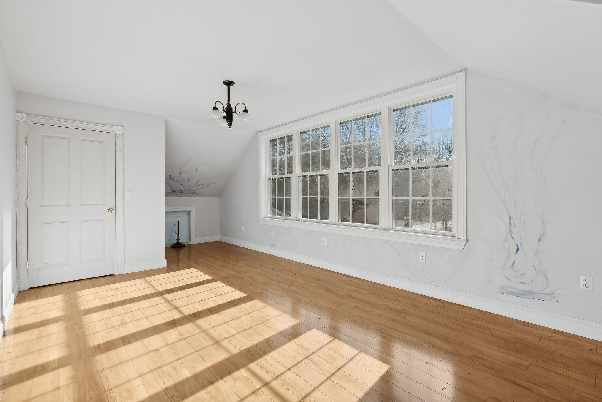 454 N Parish Road