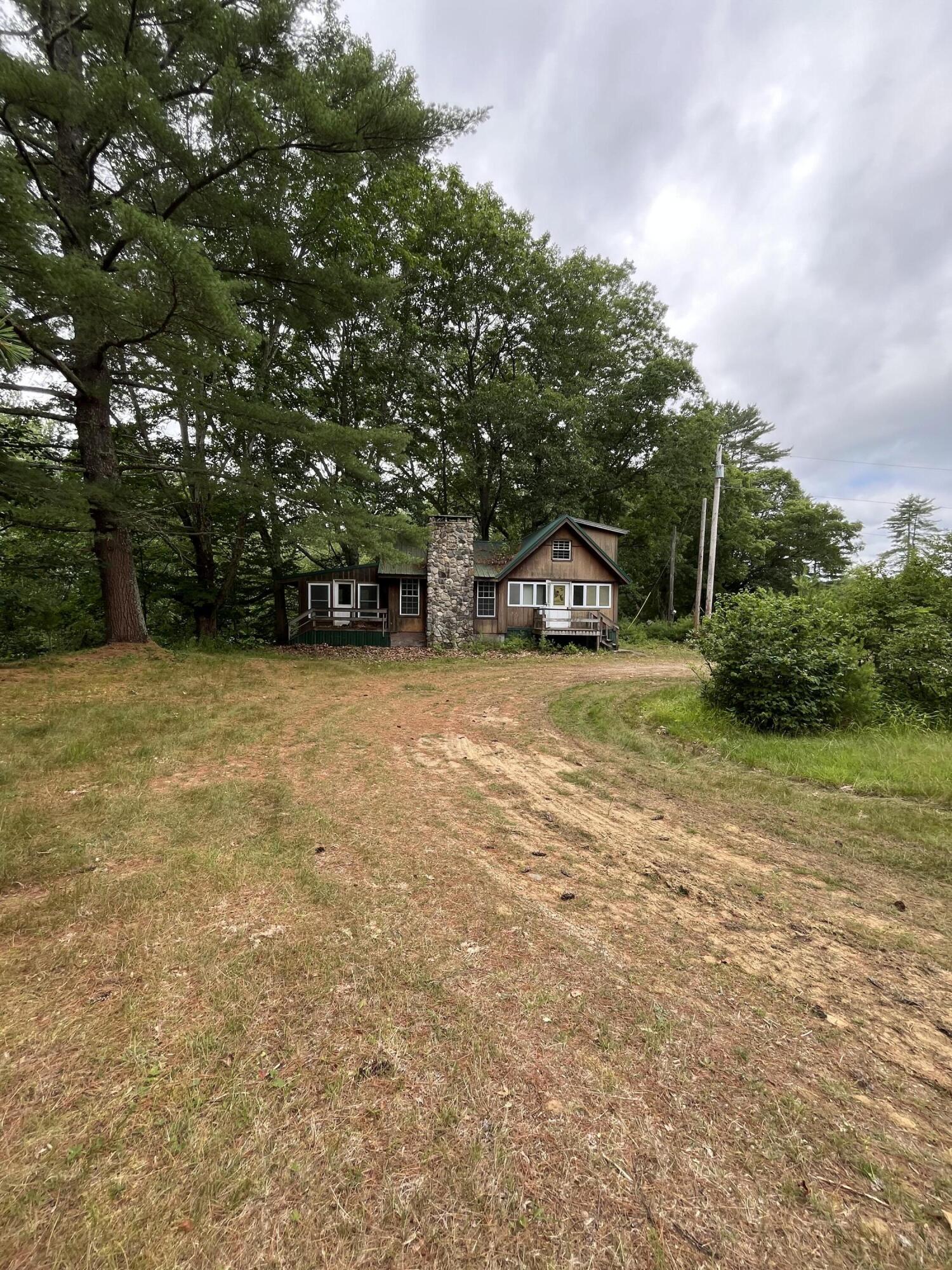 83 River Road