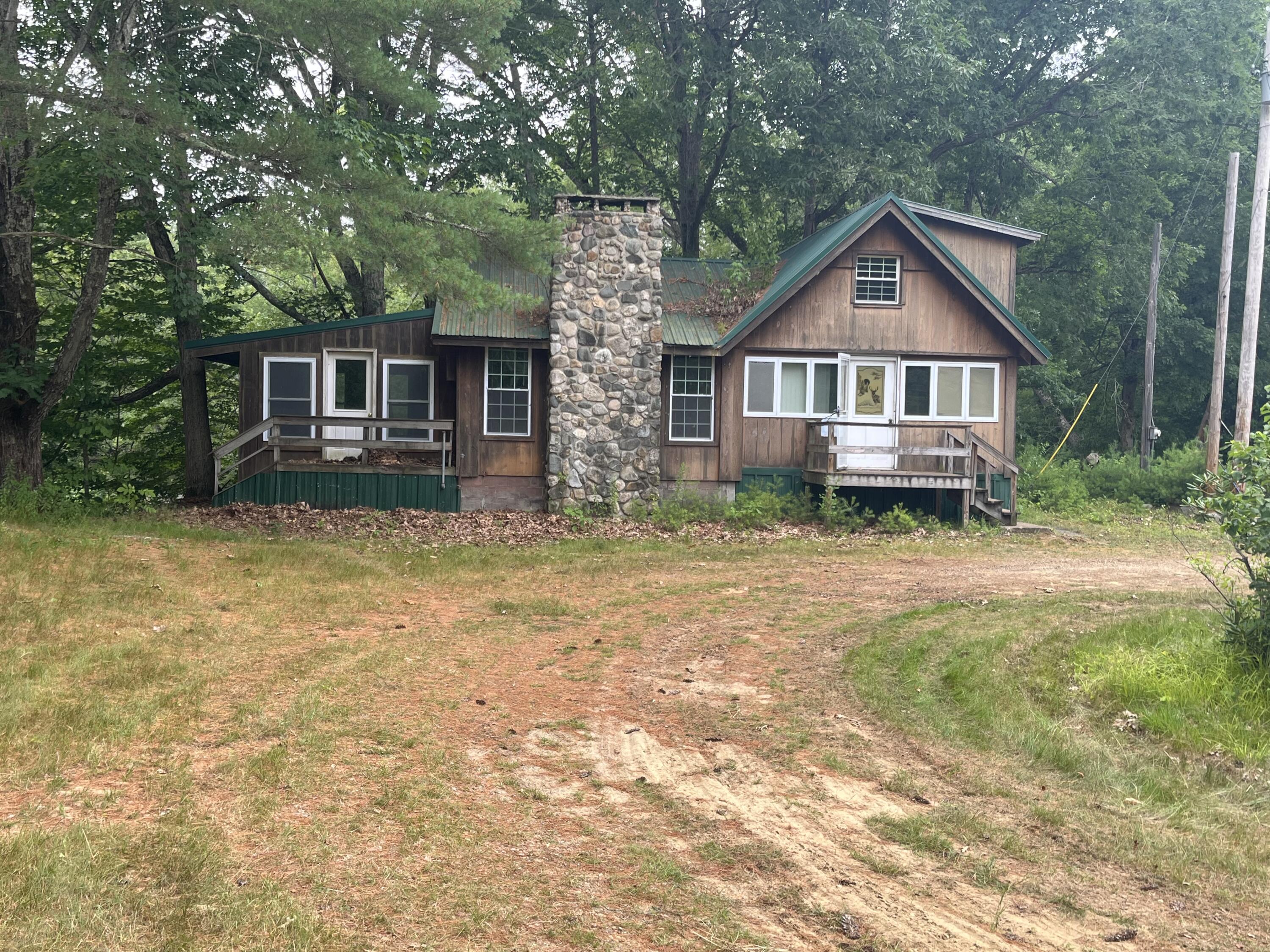 83 River Road