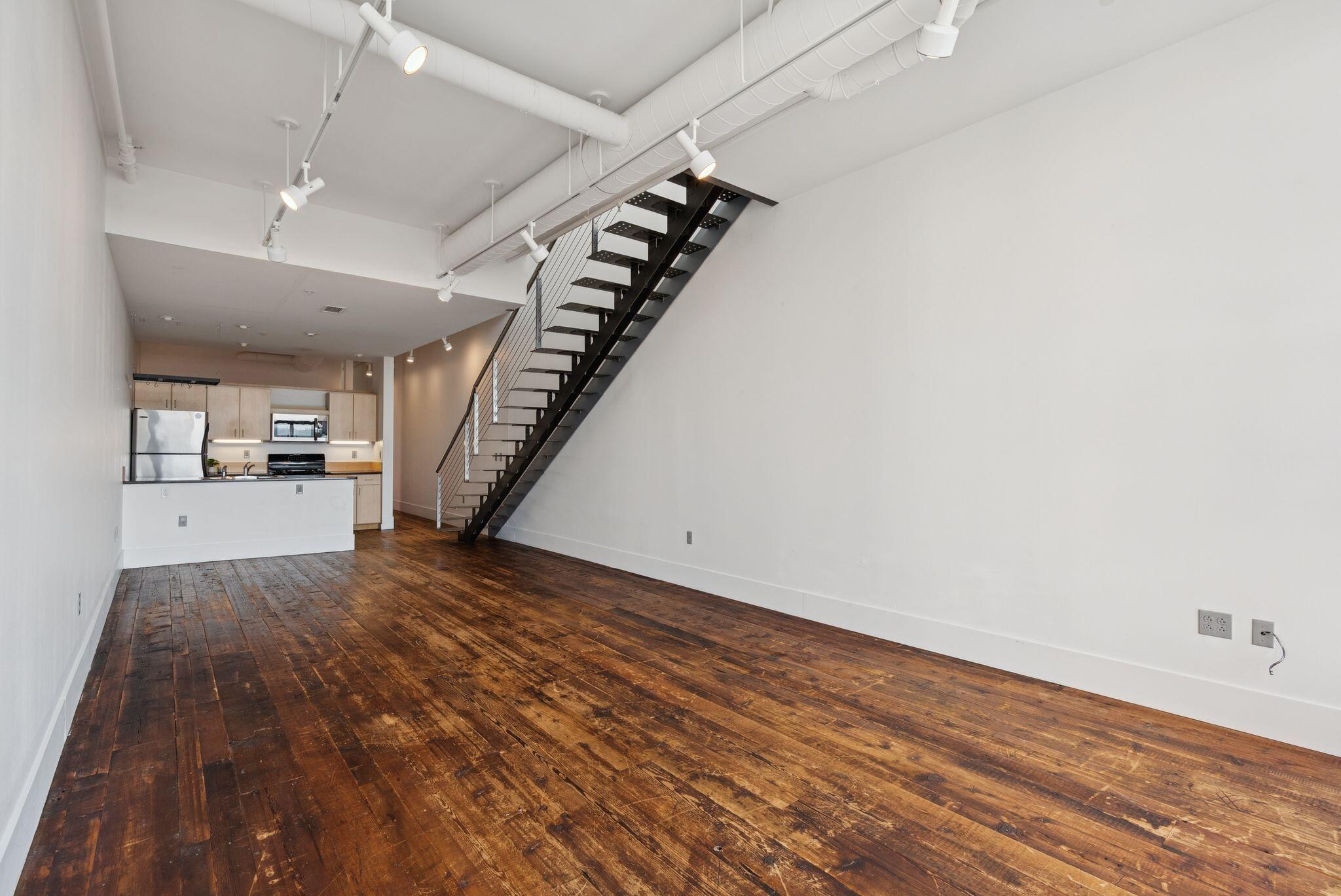 15 Brown Street 401