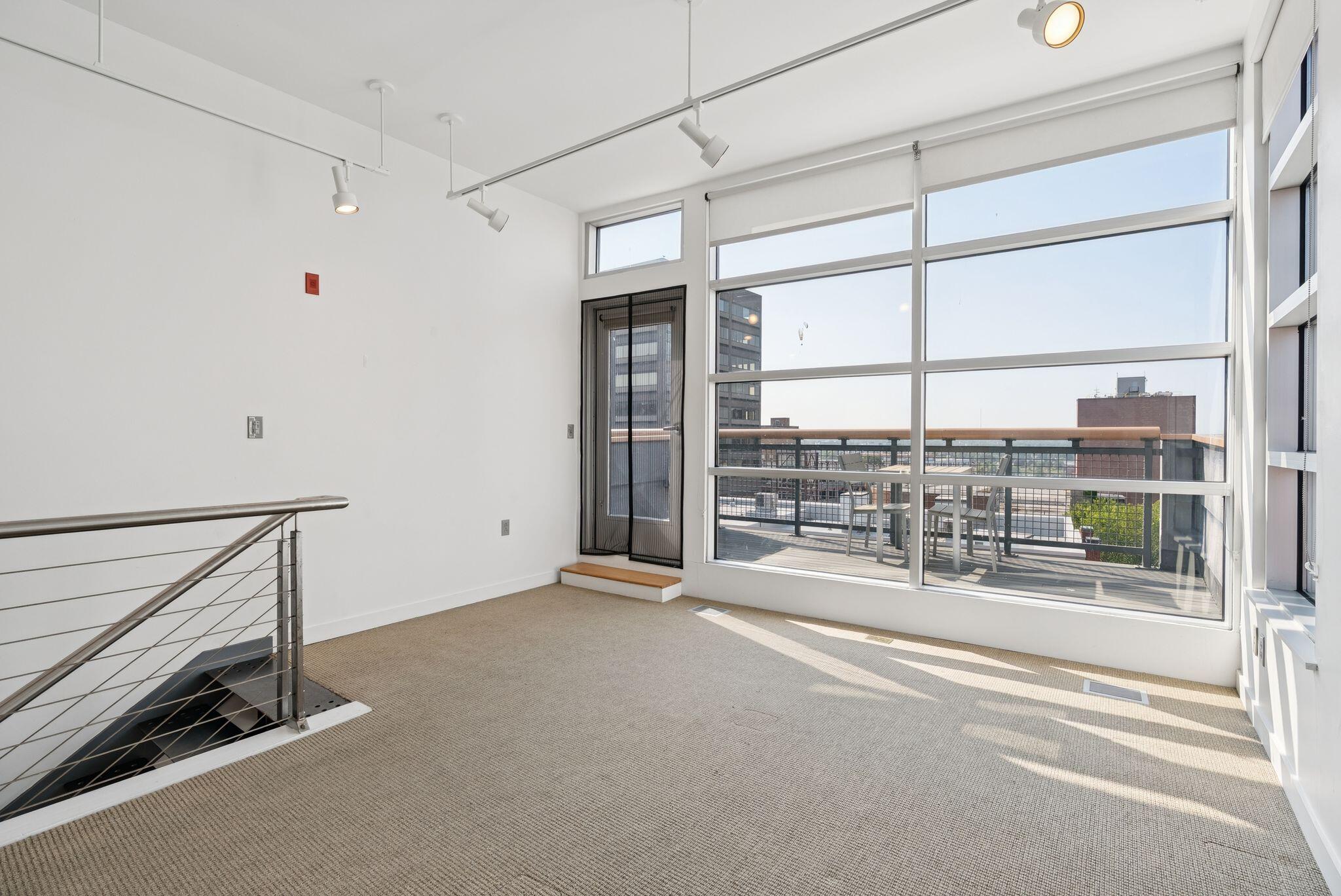 15 Brown Street 401