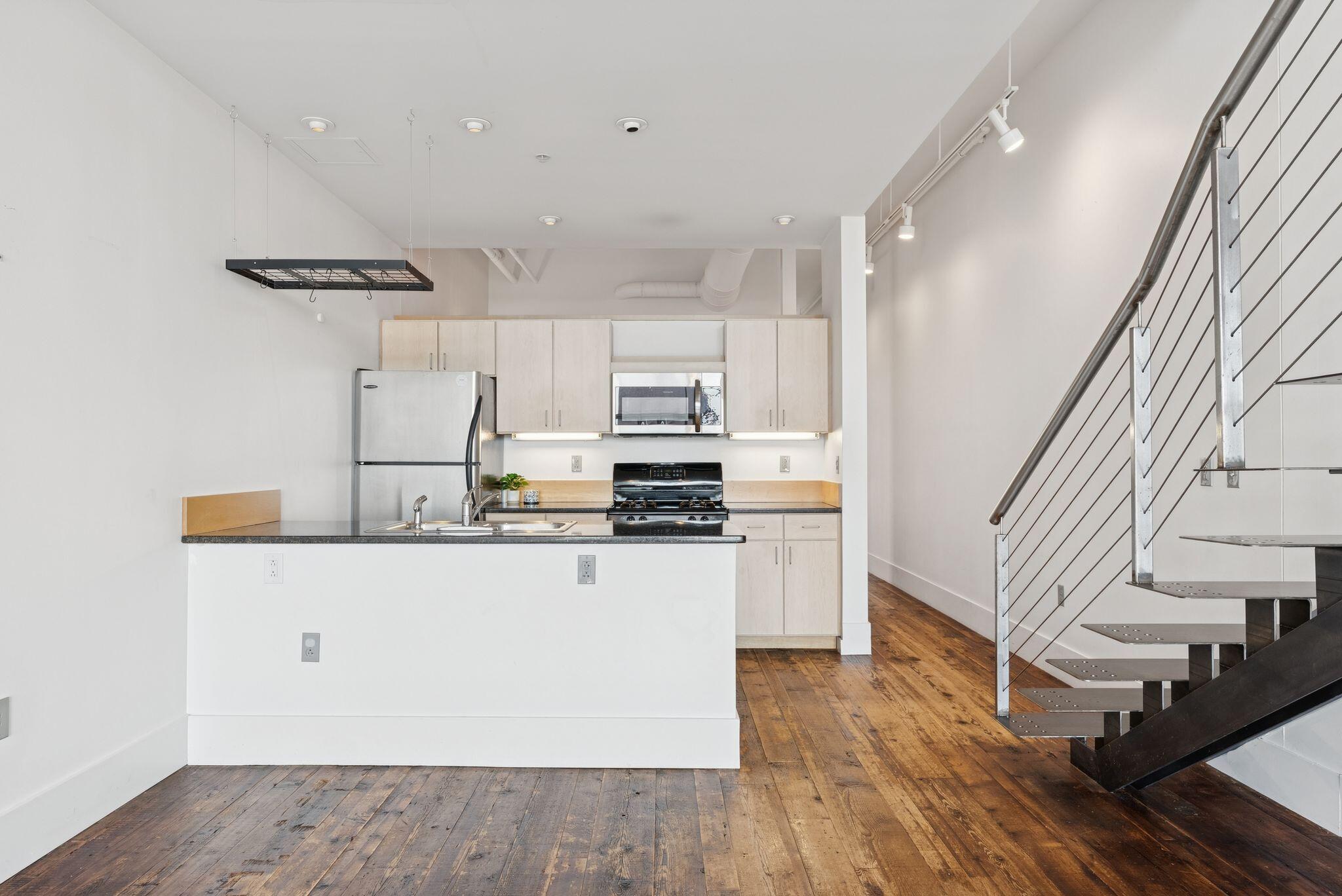 15 Brown Street 401