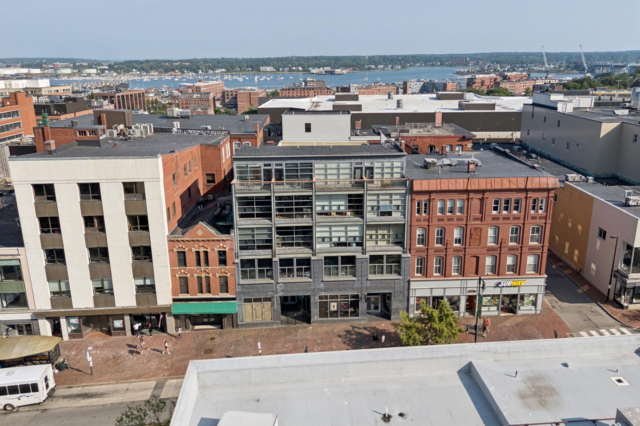 15 Brown Street 401
