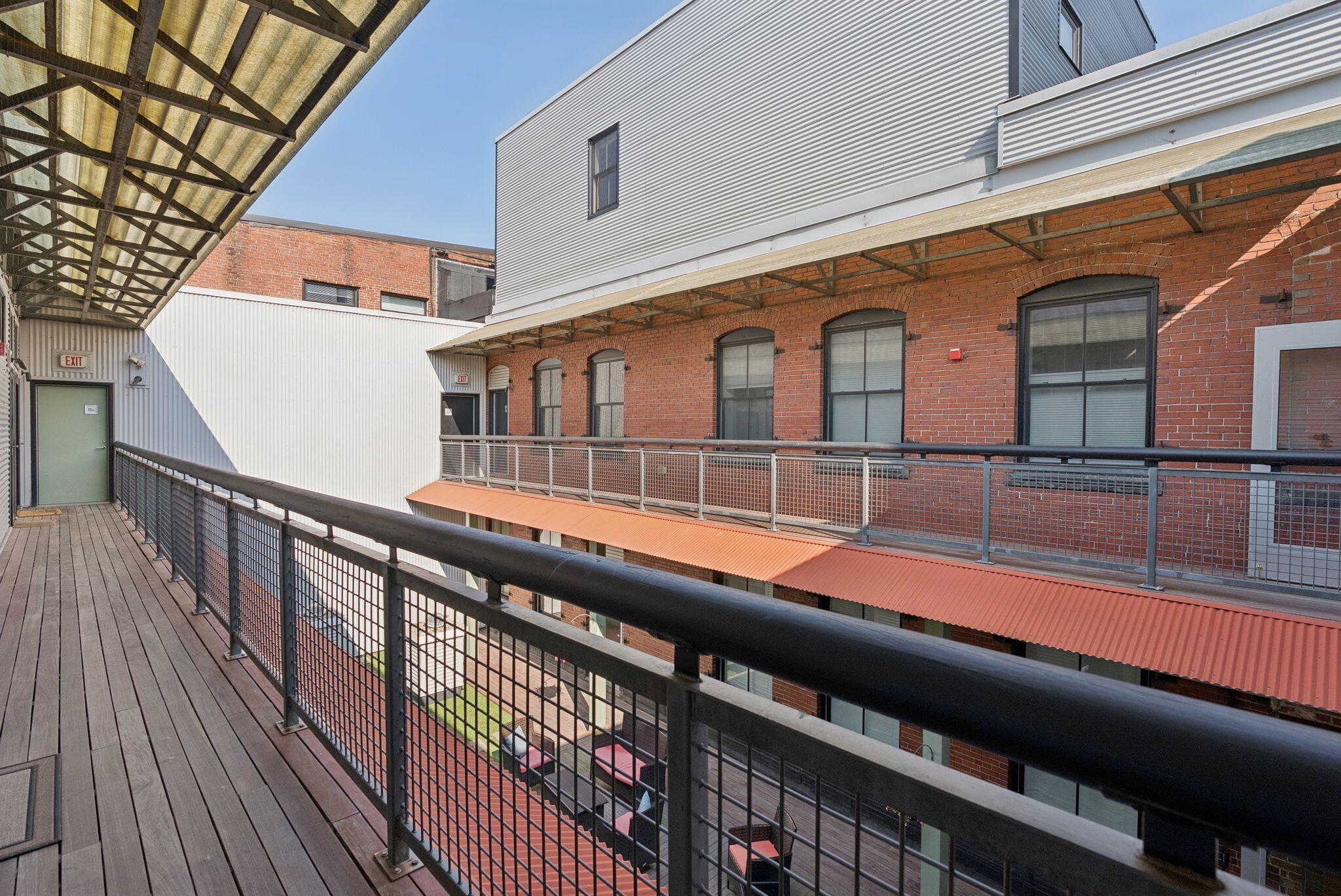 15 Brown Street 401