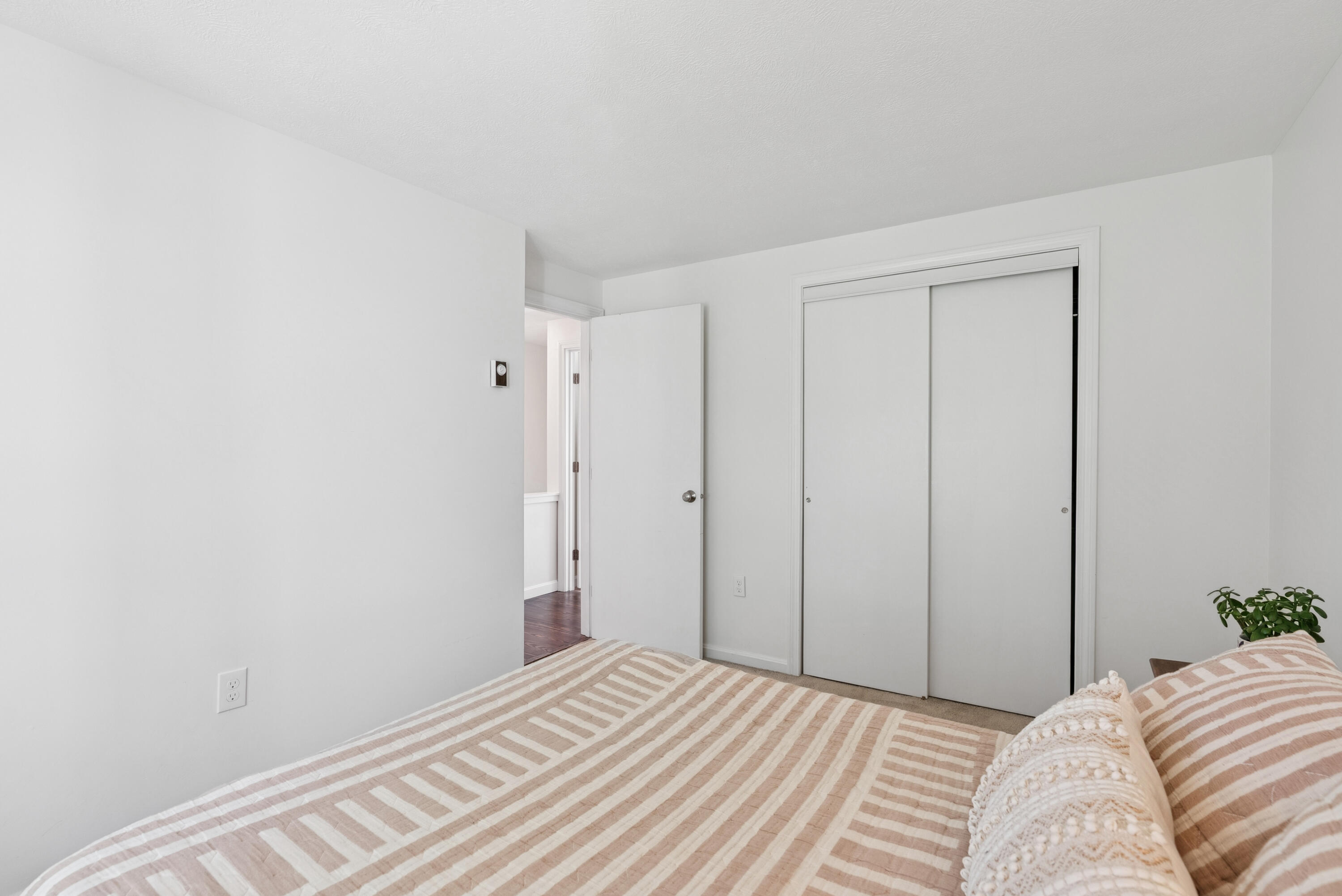 33 Hobart Street 2
