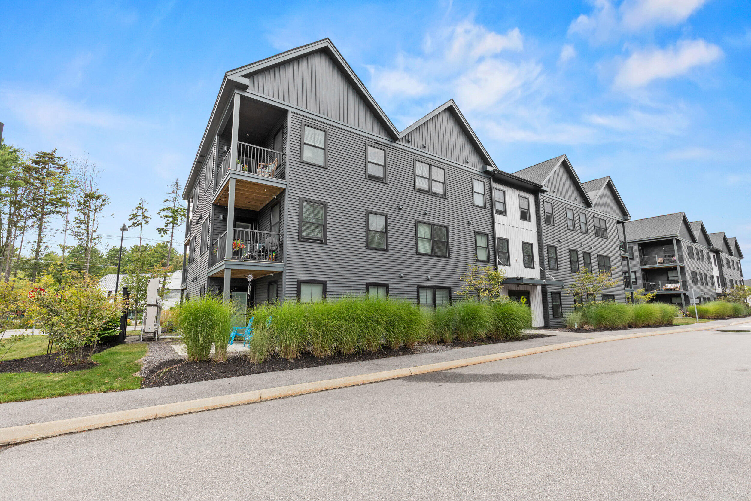 131 Scarborough Downs Road Unit: 208