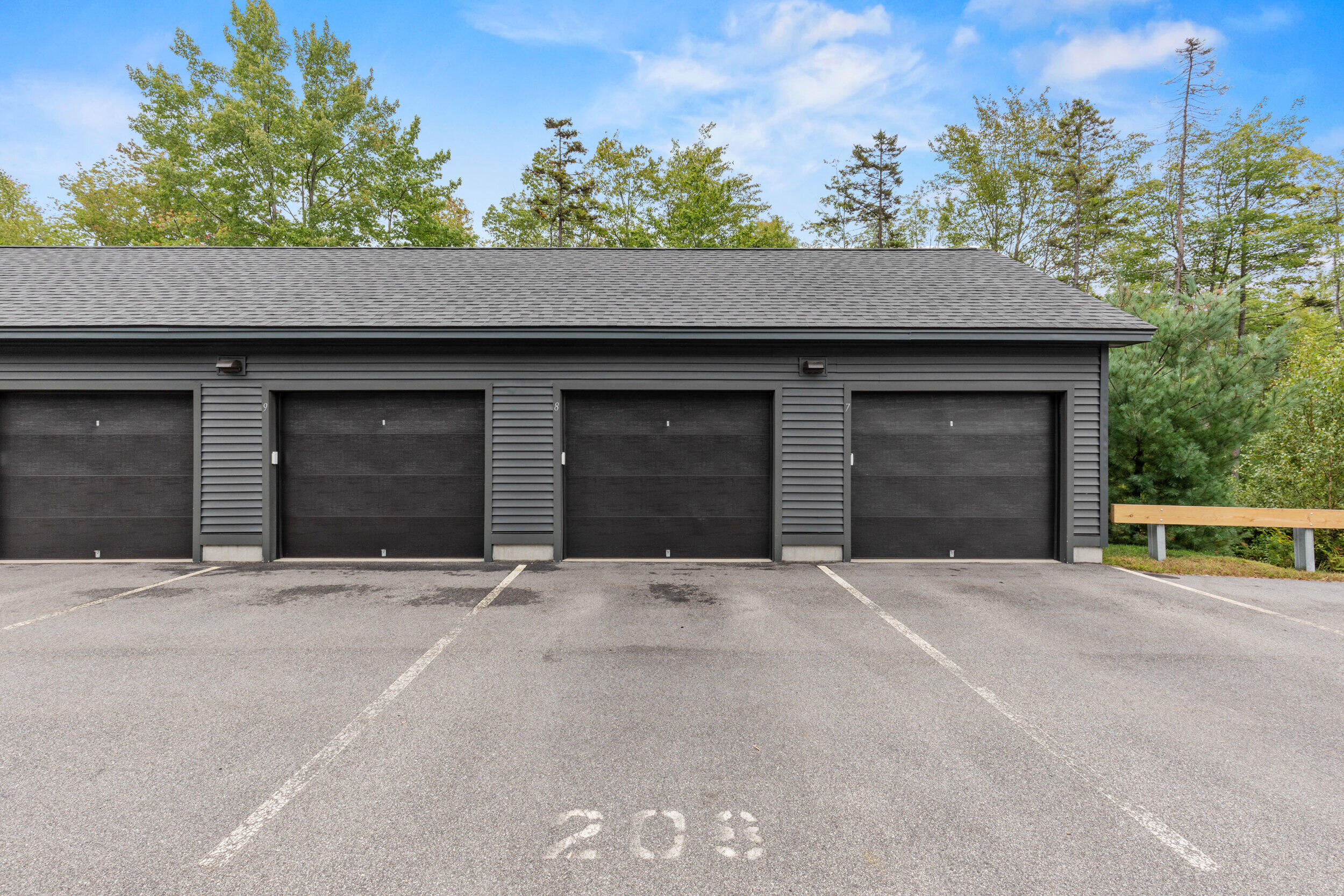 131 Scarborough Downs Road Unit: 208
