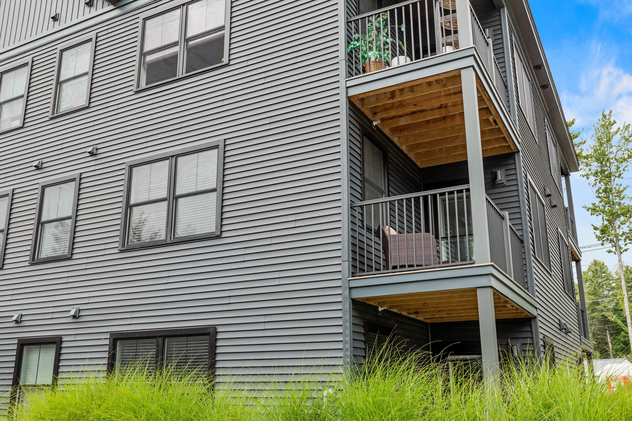 131 Scarborough Downs Road Unit: 208