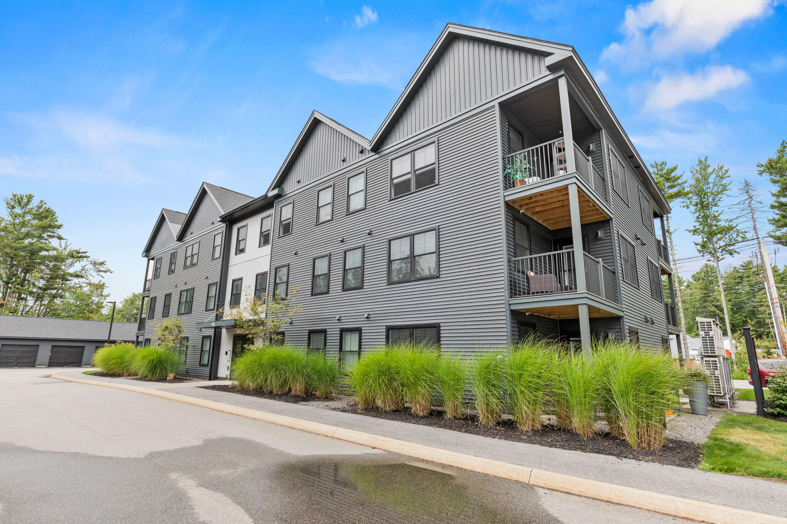 131 Scarborough Downs Road Unit: 208