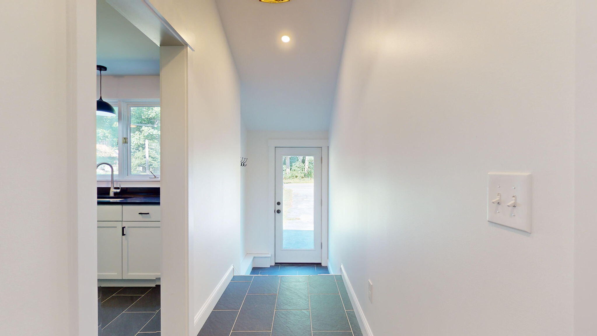 46 Two Rod Road