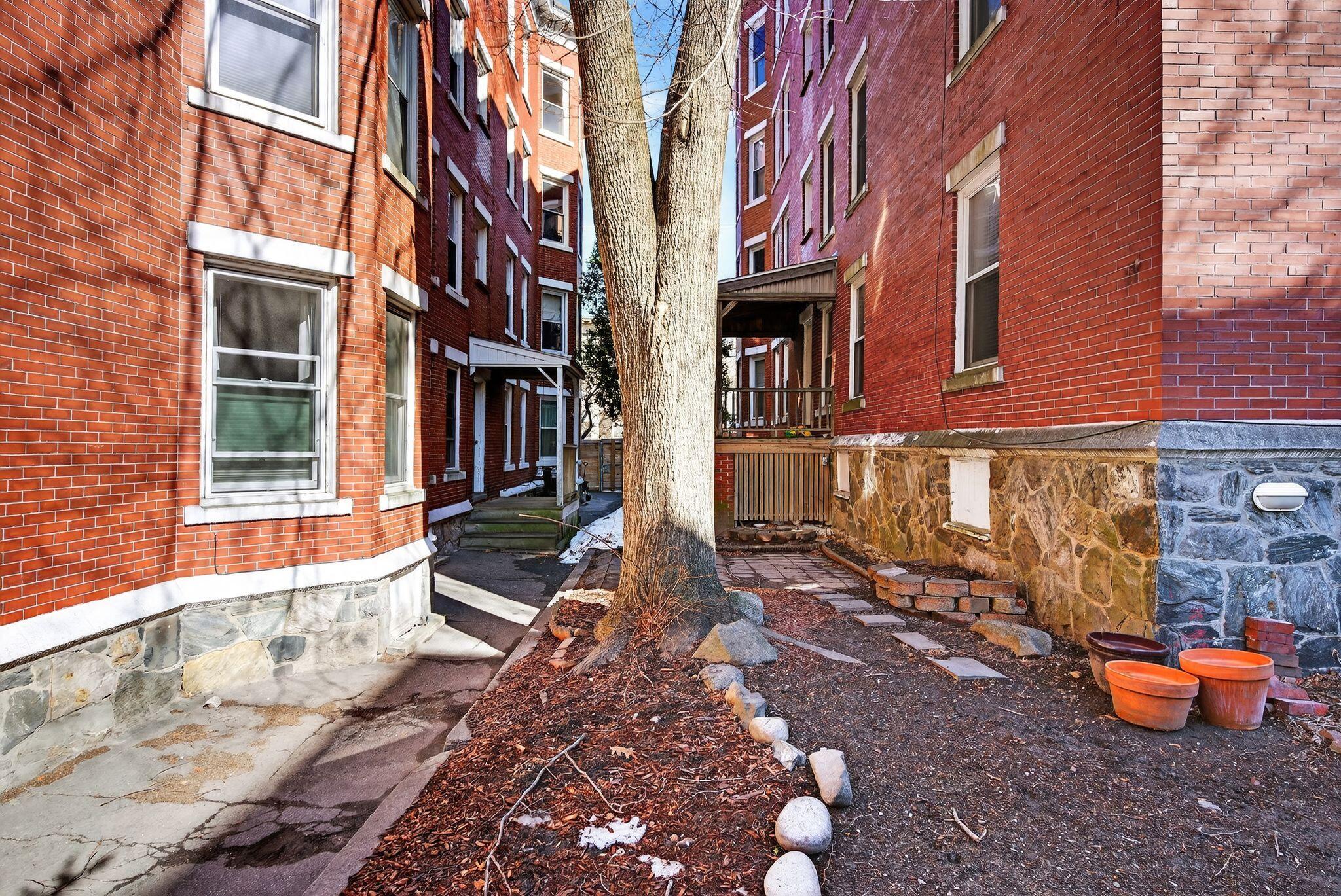 78 Mellen Street 3