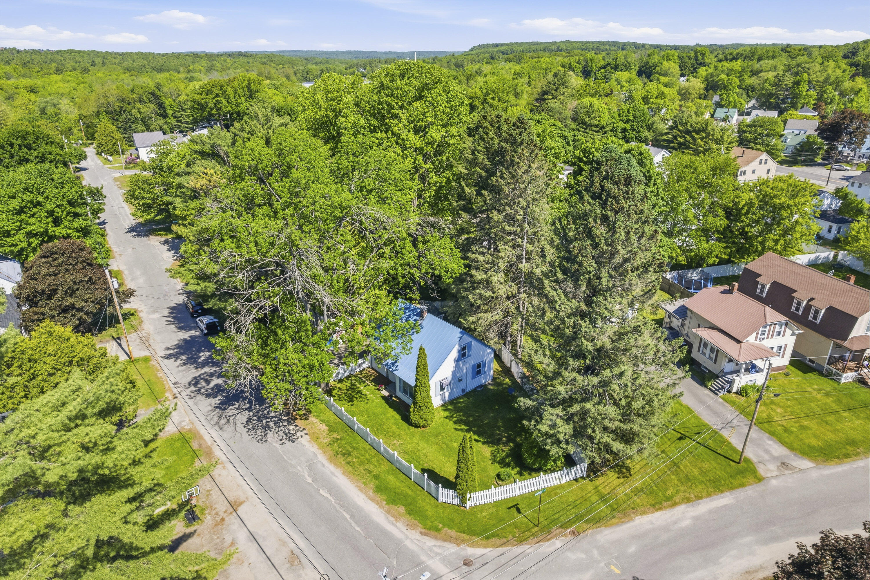 27 Edgemont Avenue