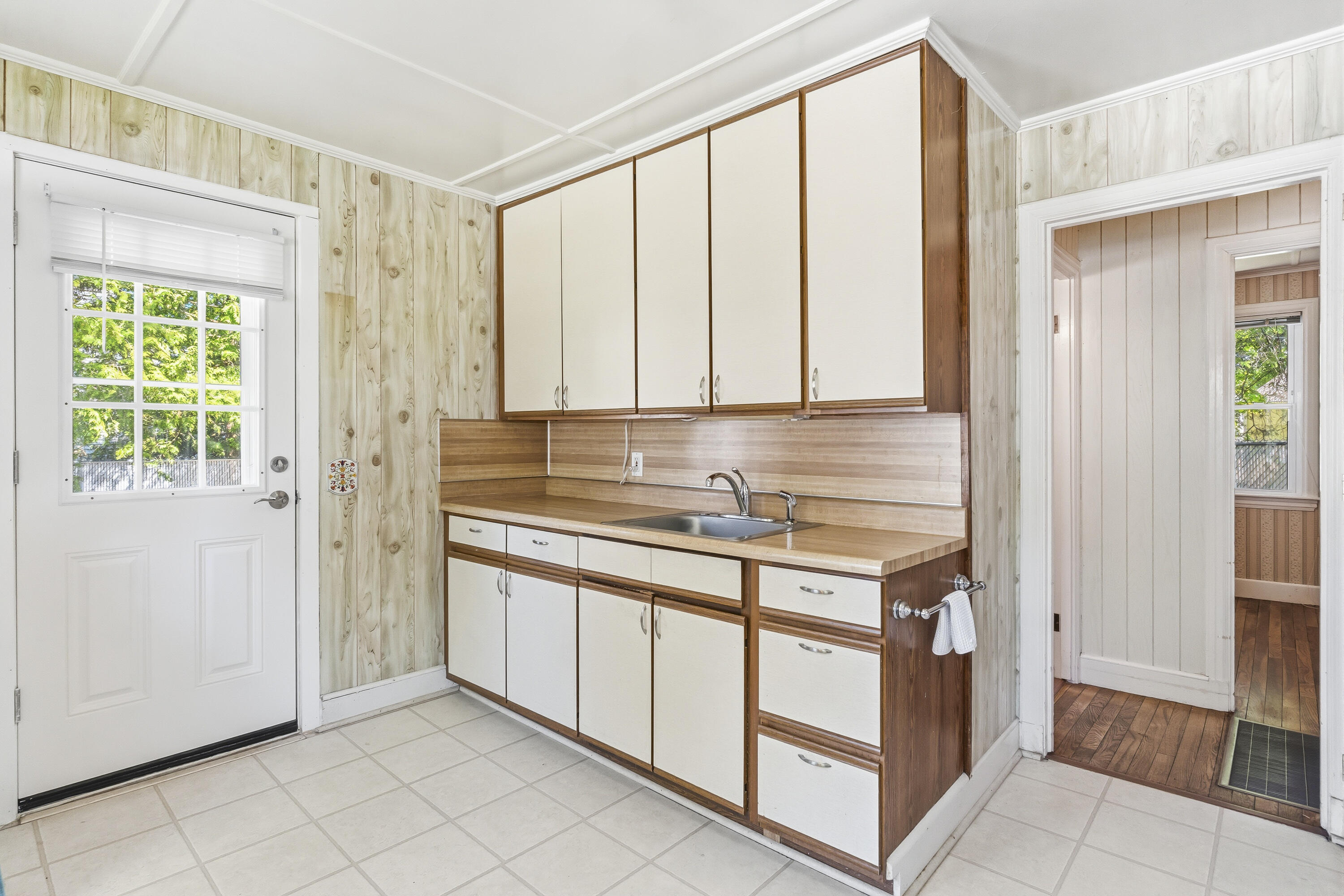 27 Edgemont Avenue