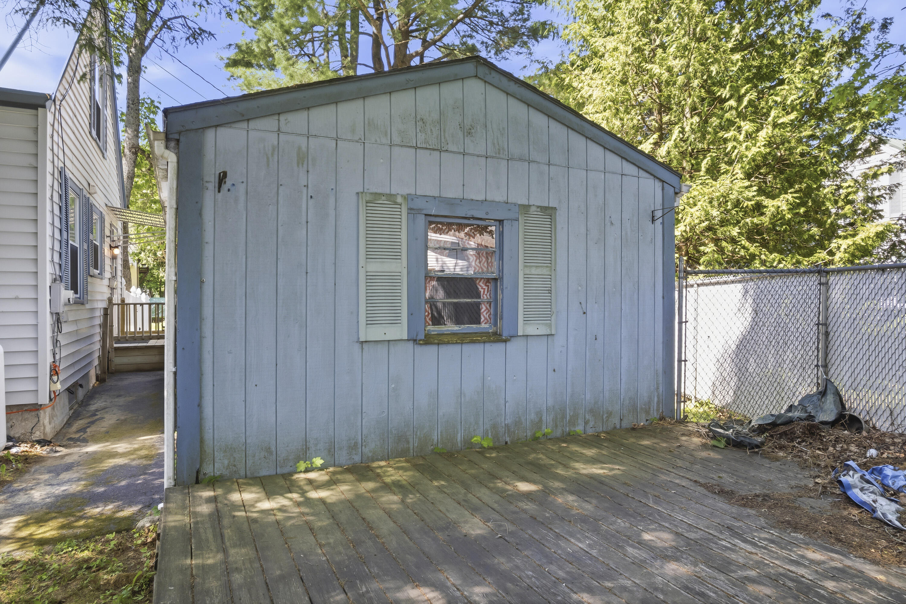 27 Edgemont Avenue