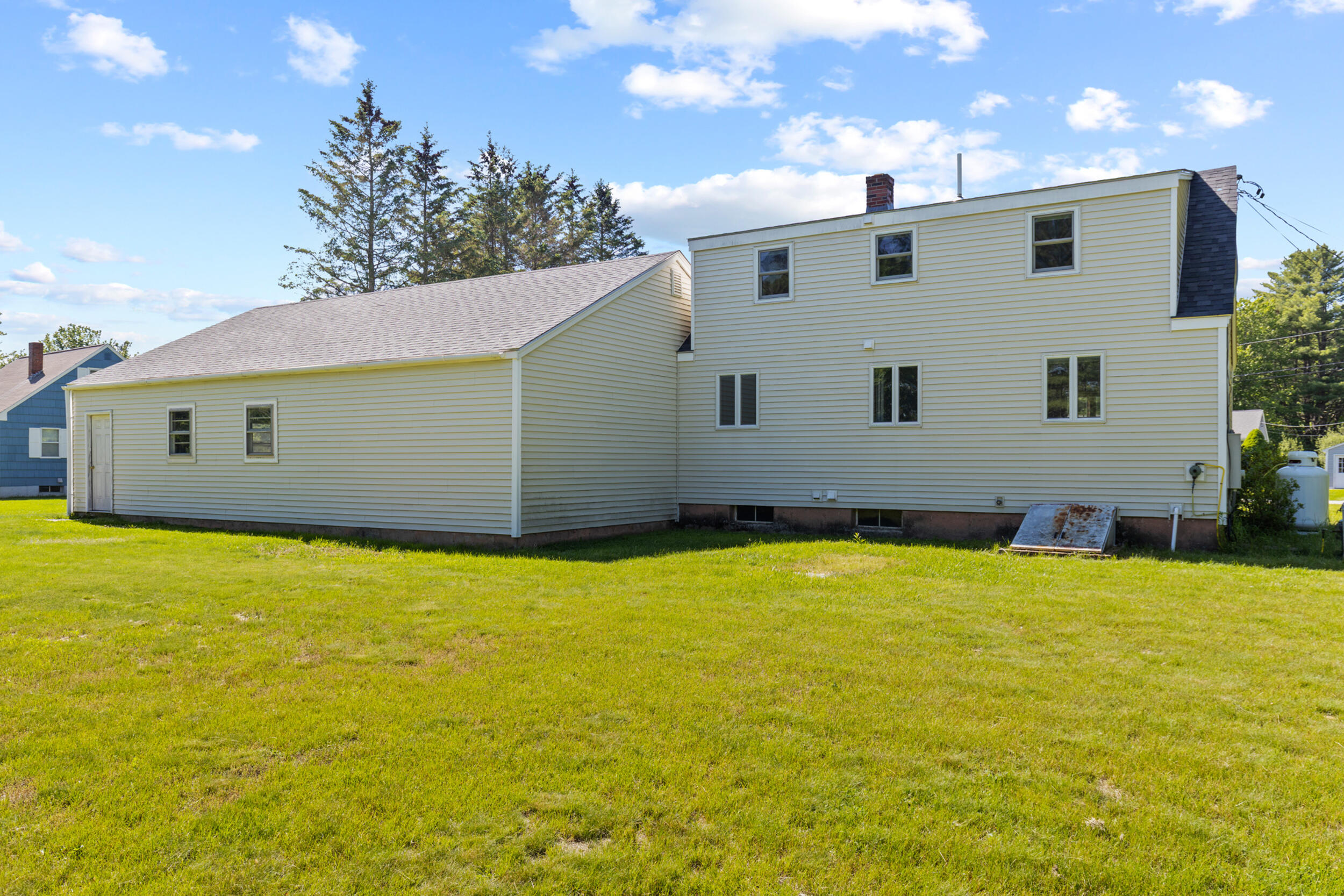 16 Deer Run Road