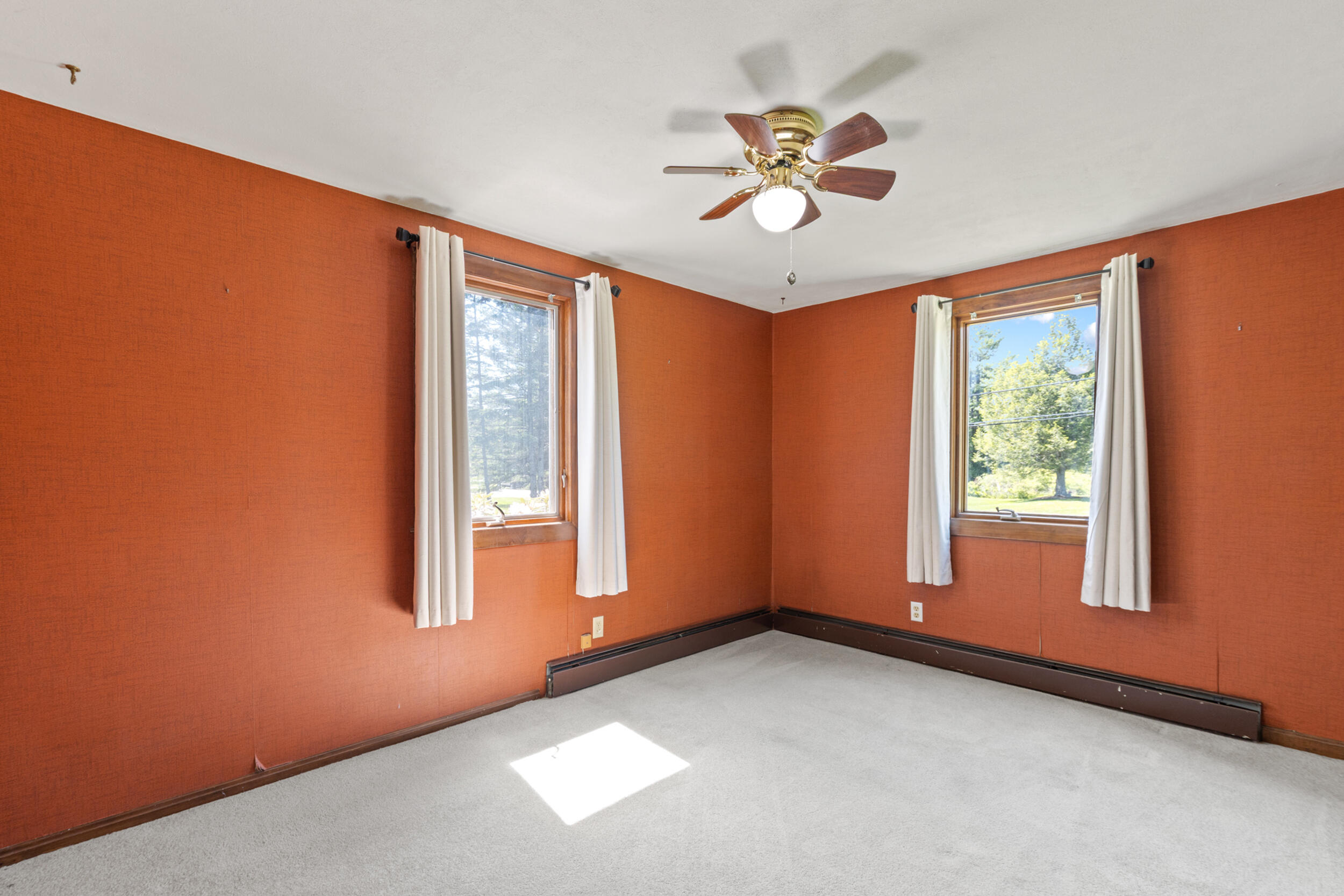 16 Deer Run Road