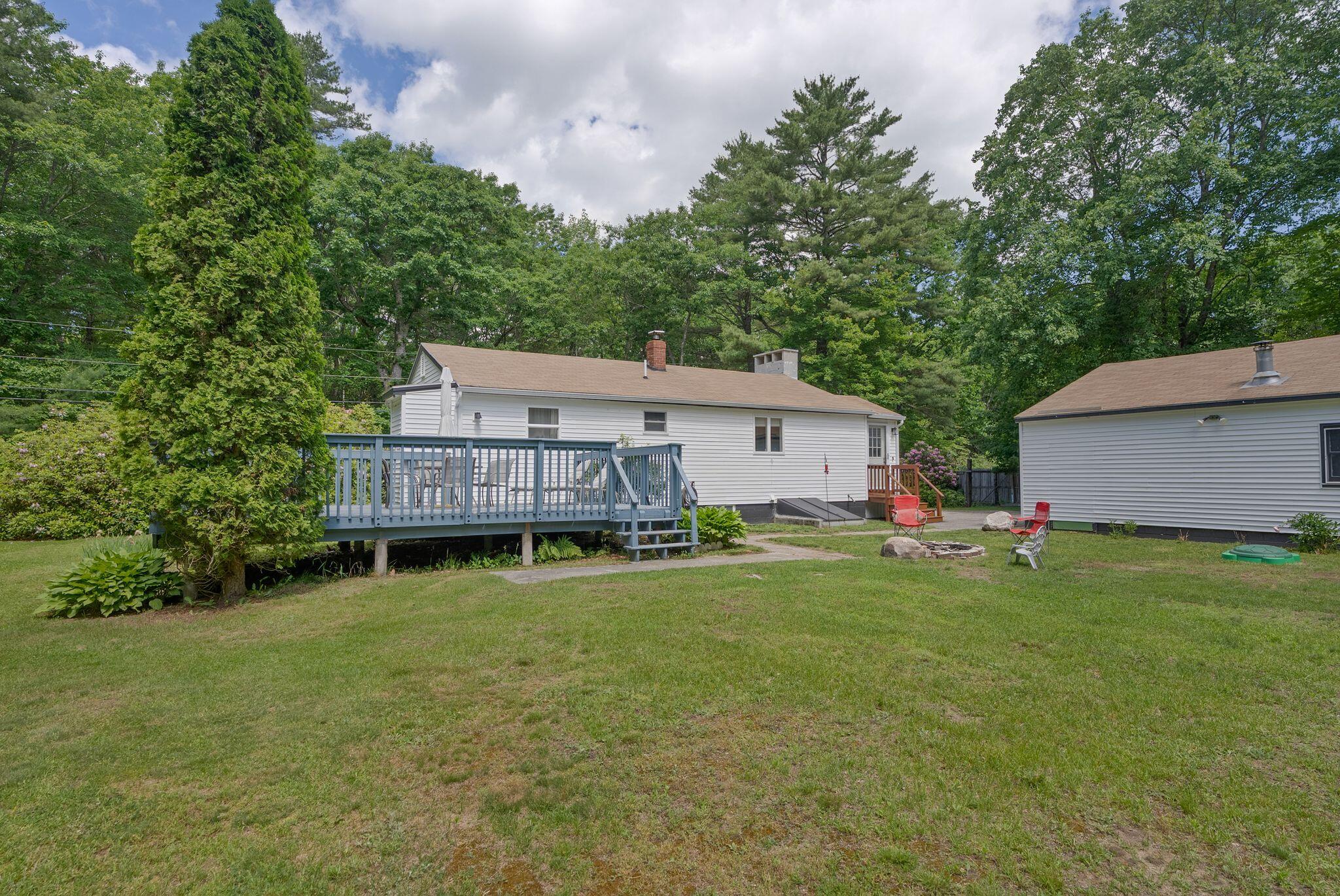 8 Larrabee Farm Road