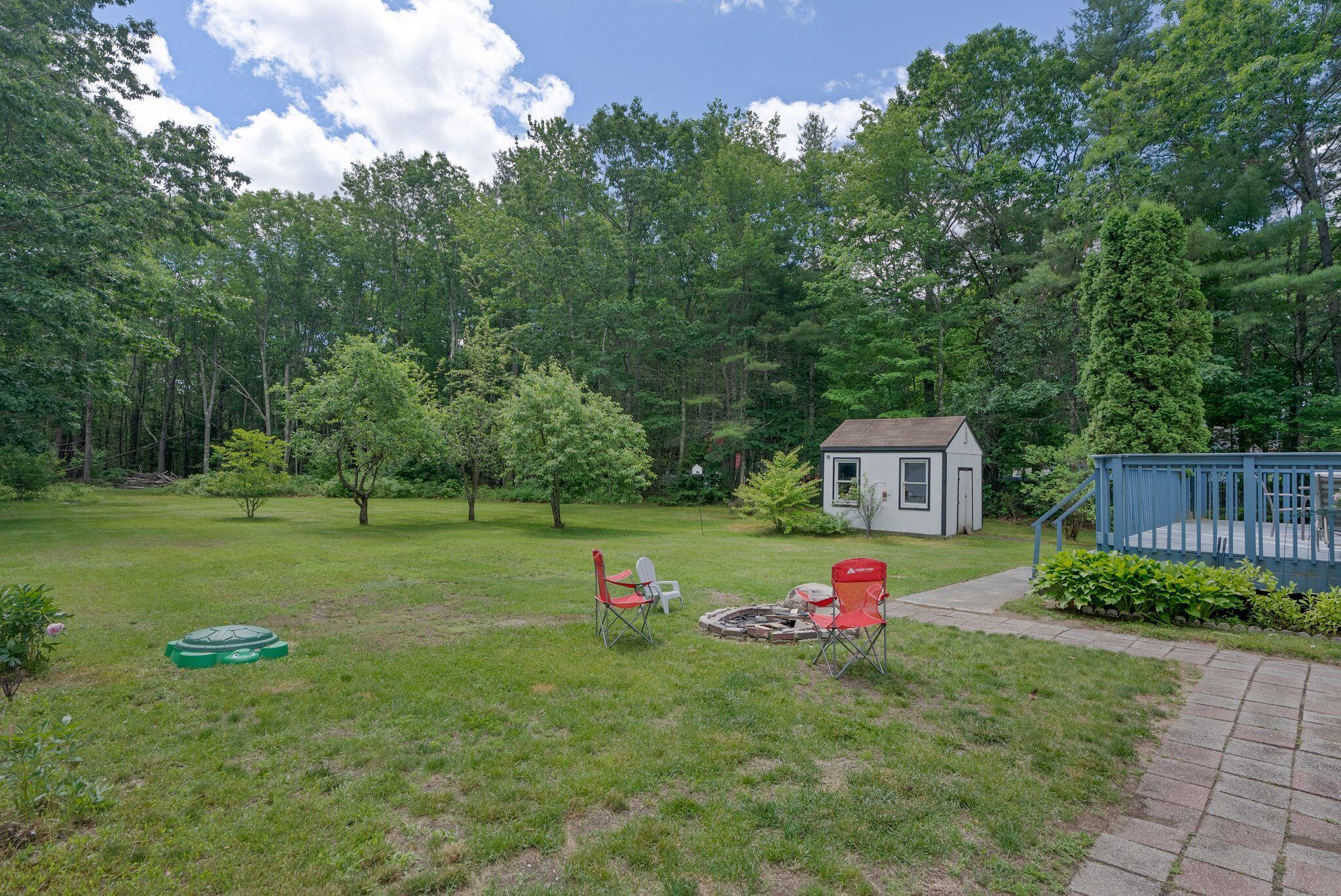 8 Larrabee Farm Road
