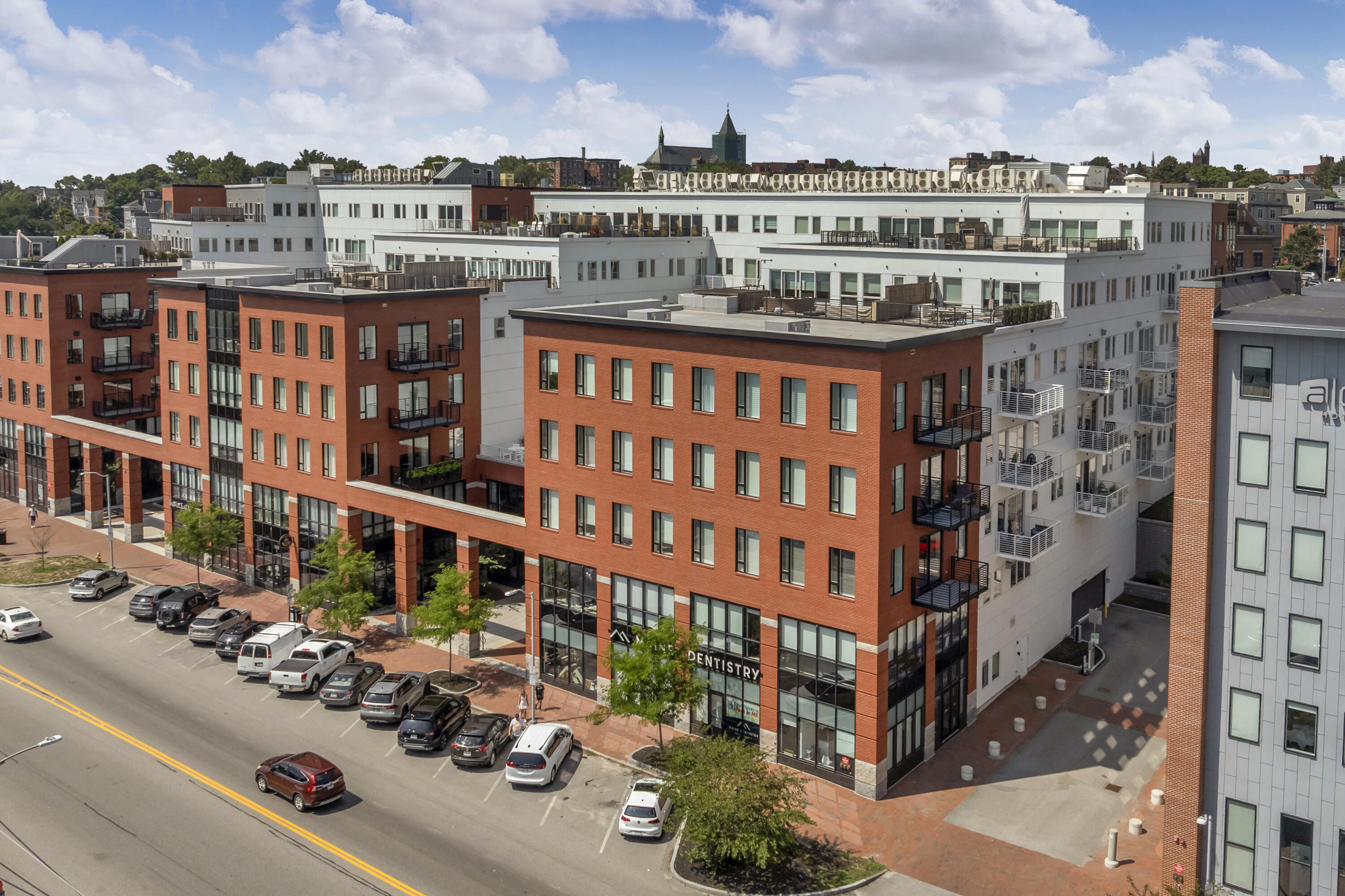 383 Commercial Street 305