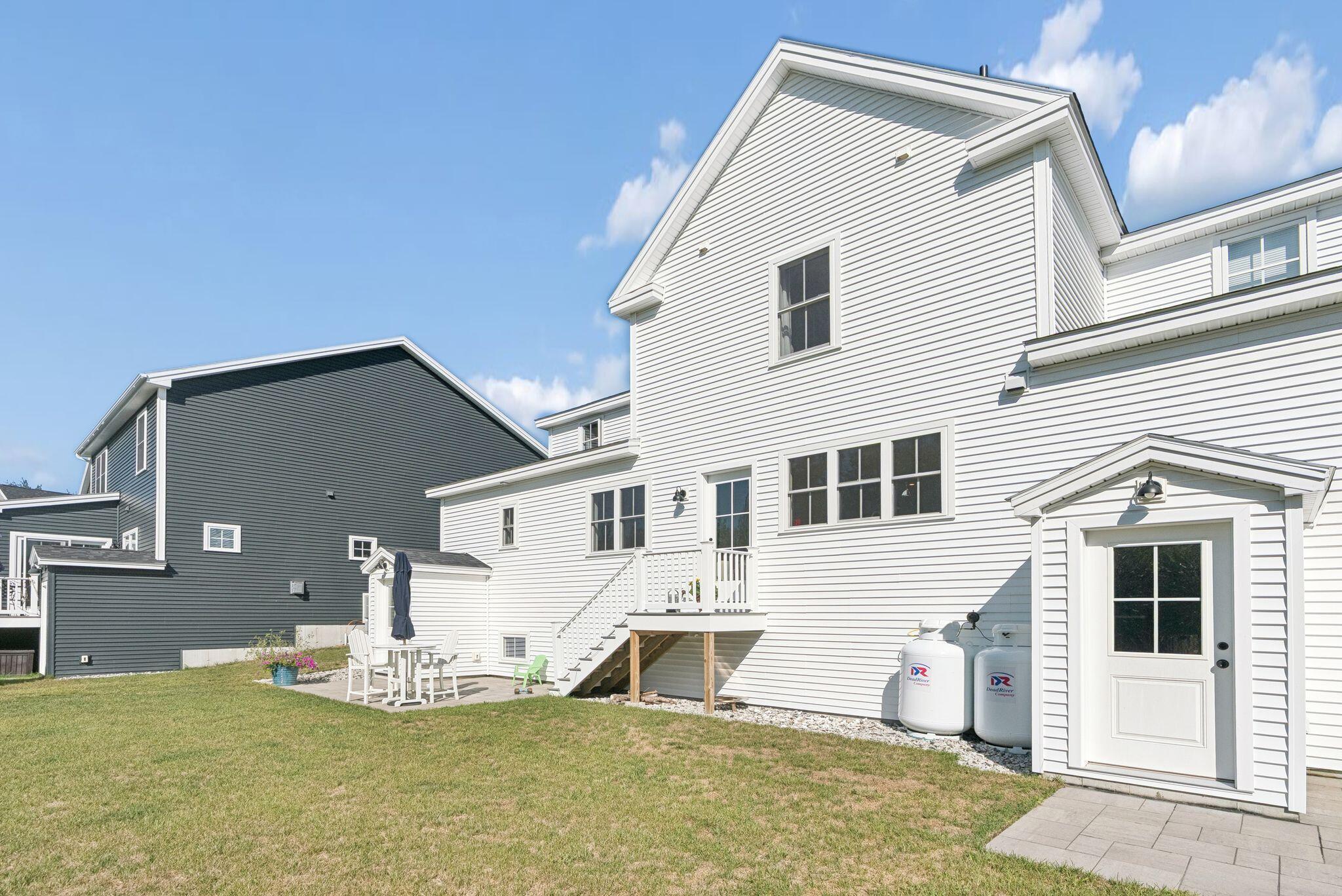 16 Holbrook Farms Way 2