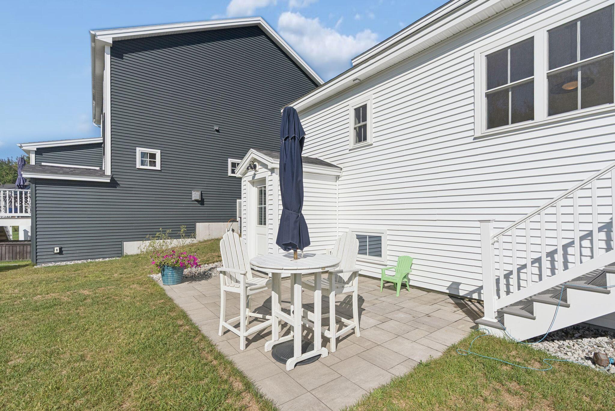 16 Holbrook Farms Way 2