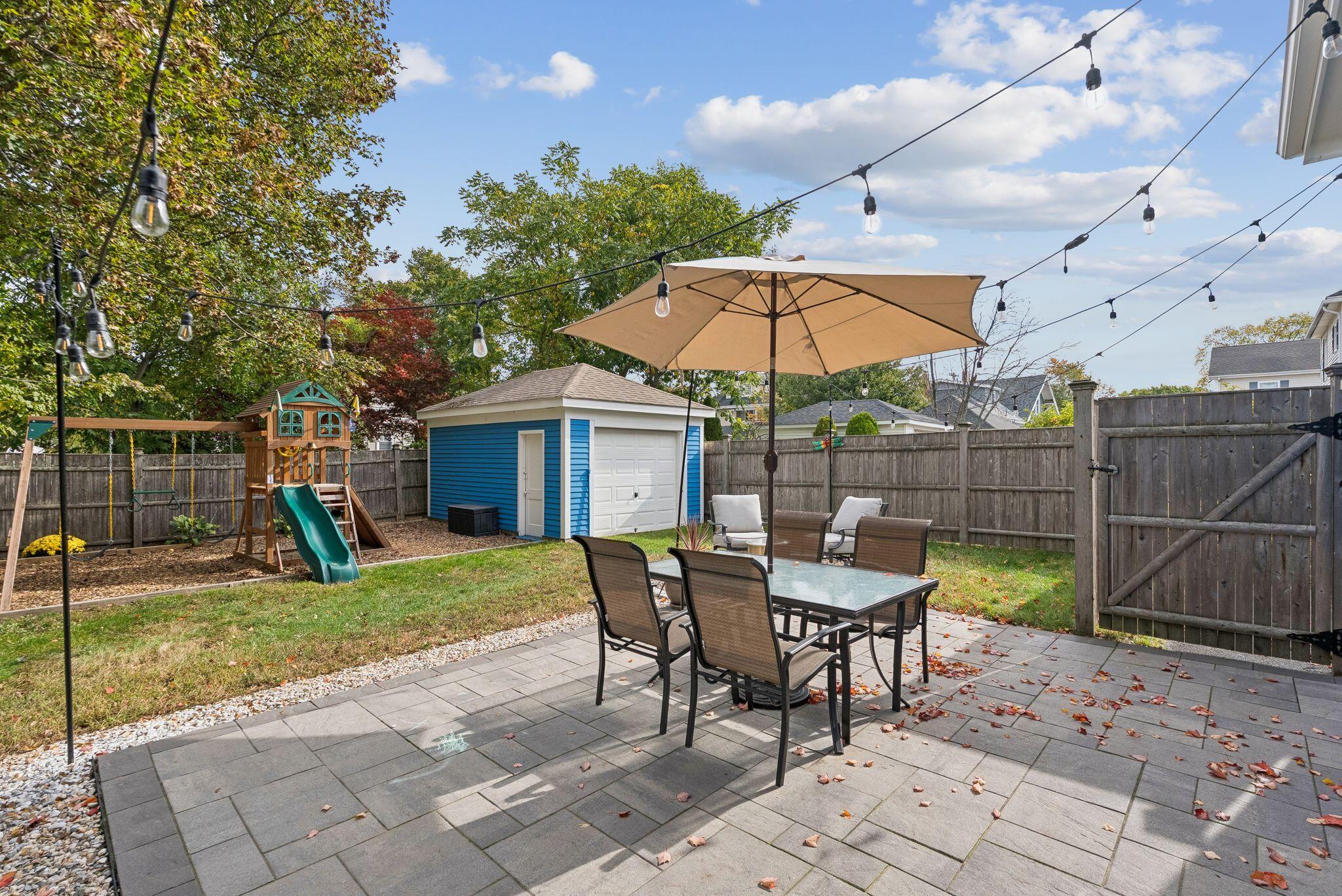 15 Thirlmere Avenue