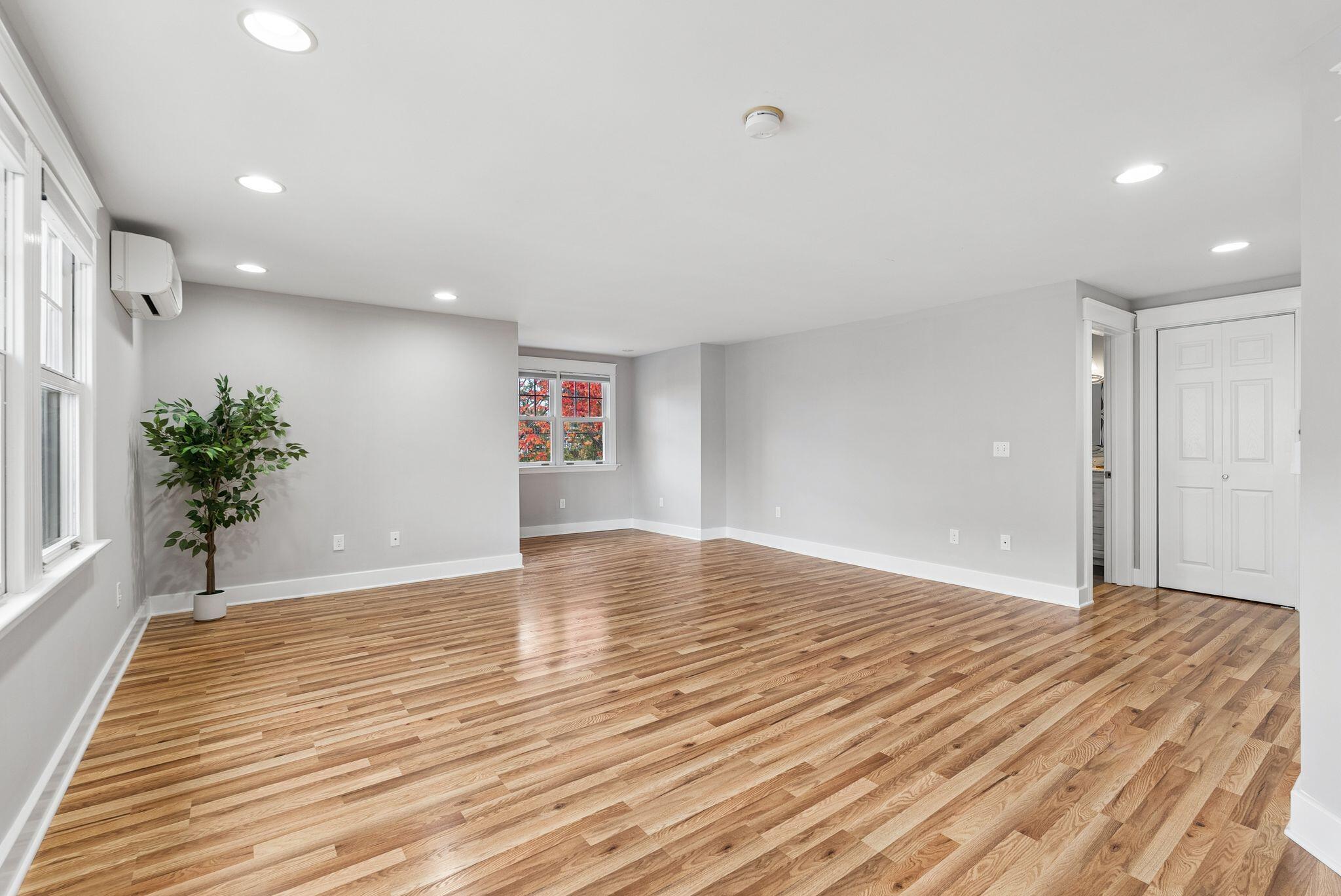 15 Thirlmere Avenue