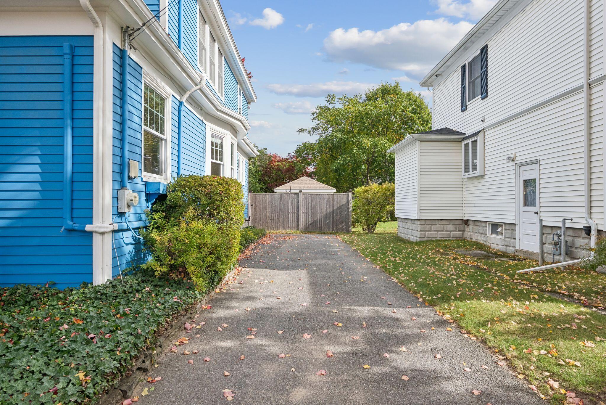 15 Thirlmere Avenue