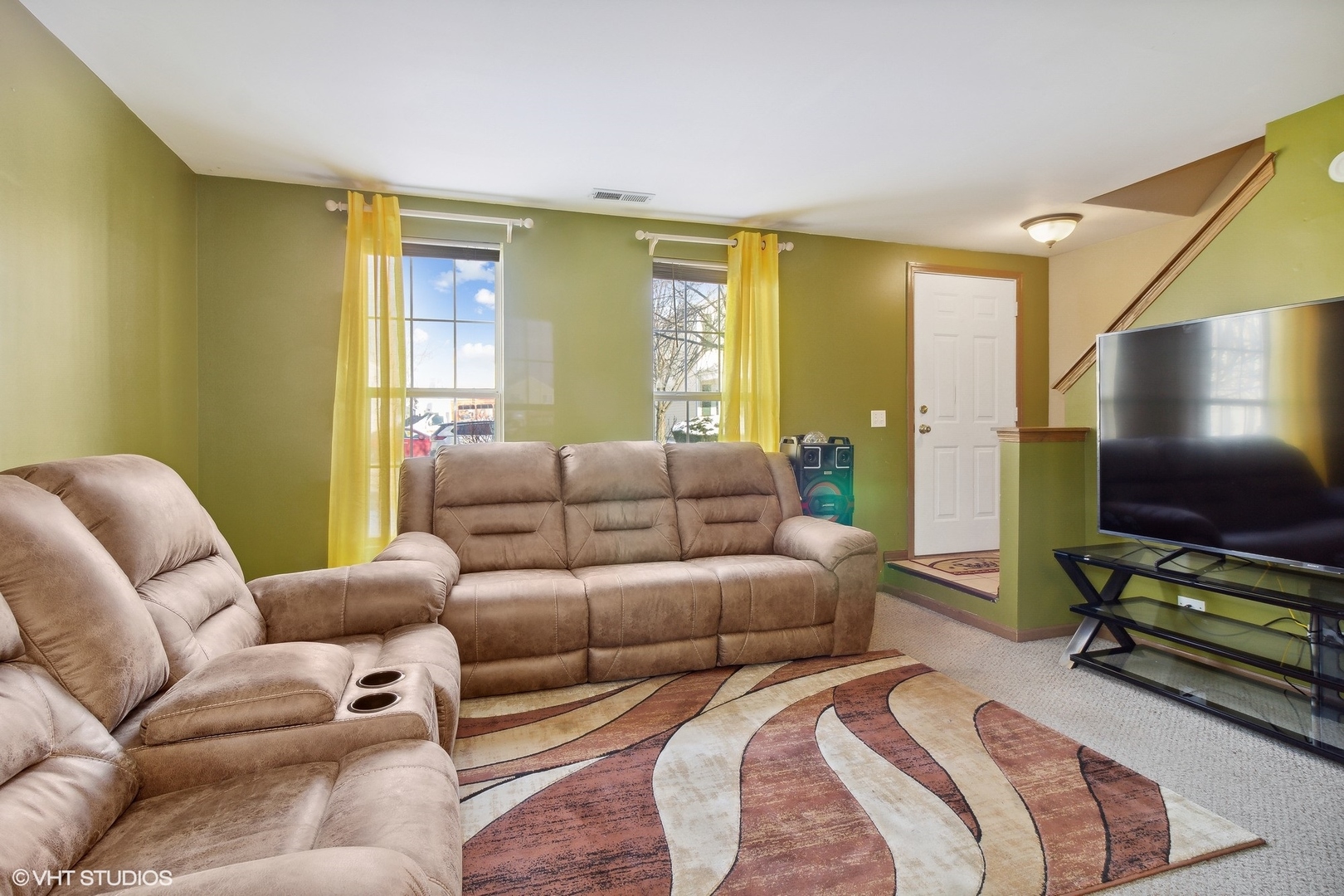 1689 Maple Park Lane