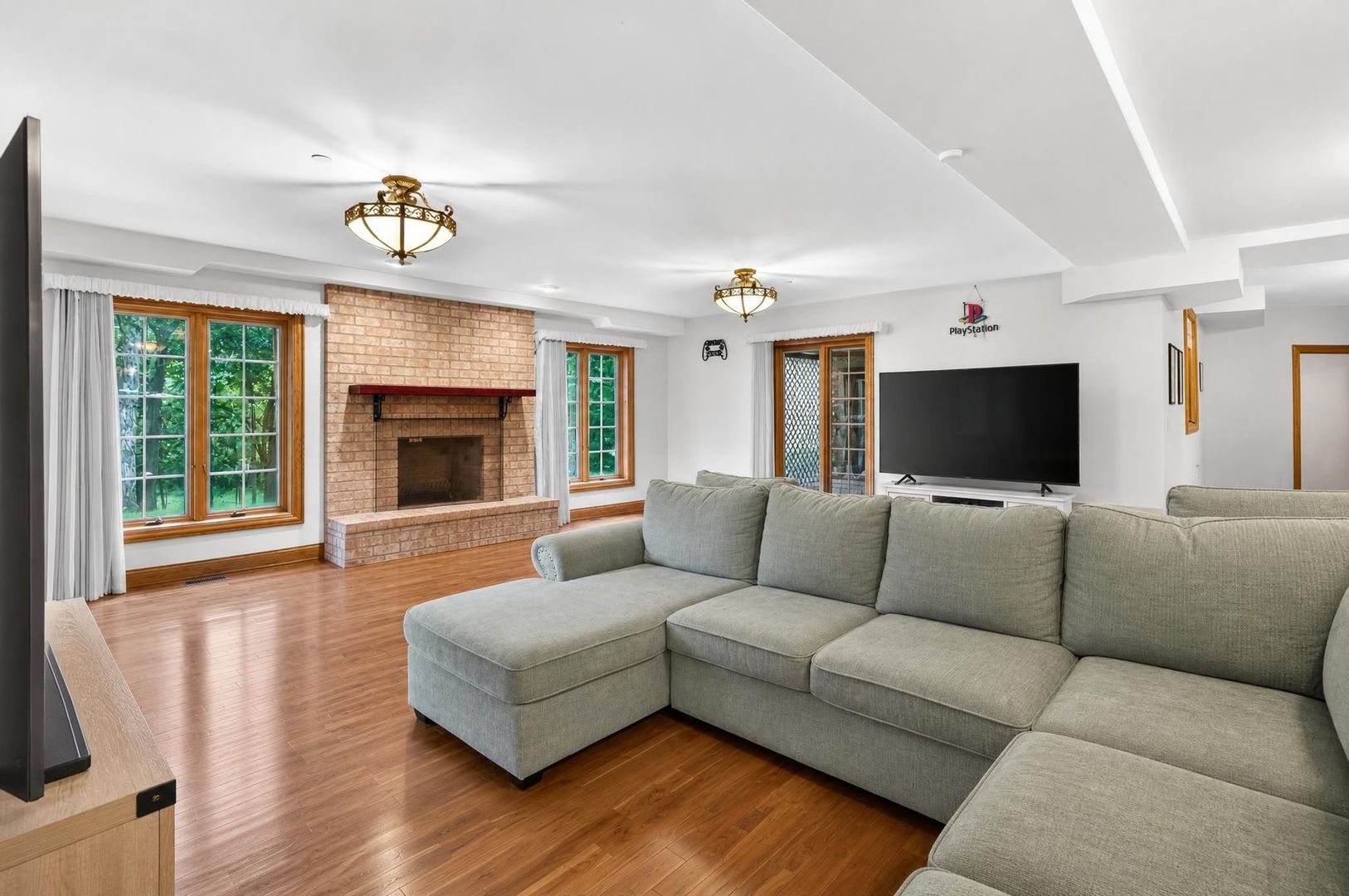 3213 Westover Lane