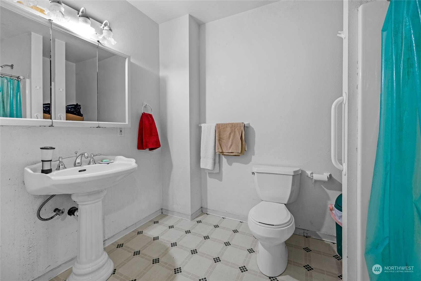 15503 Greenwood Avenue N