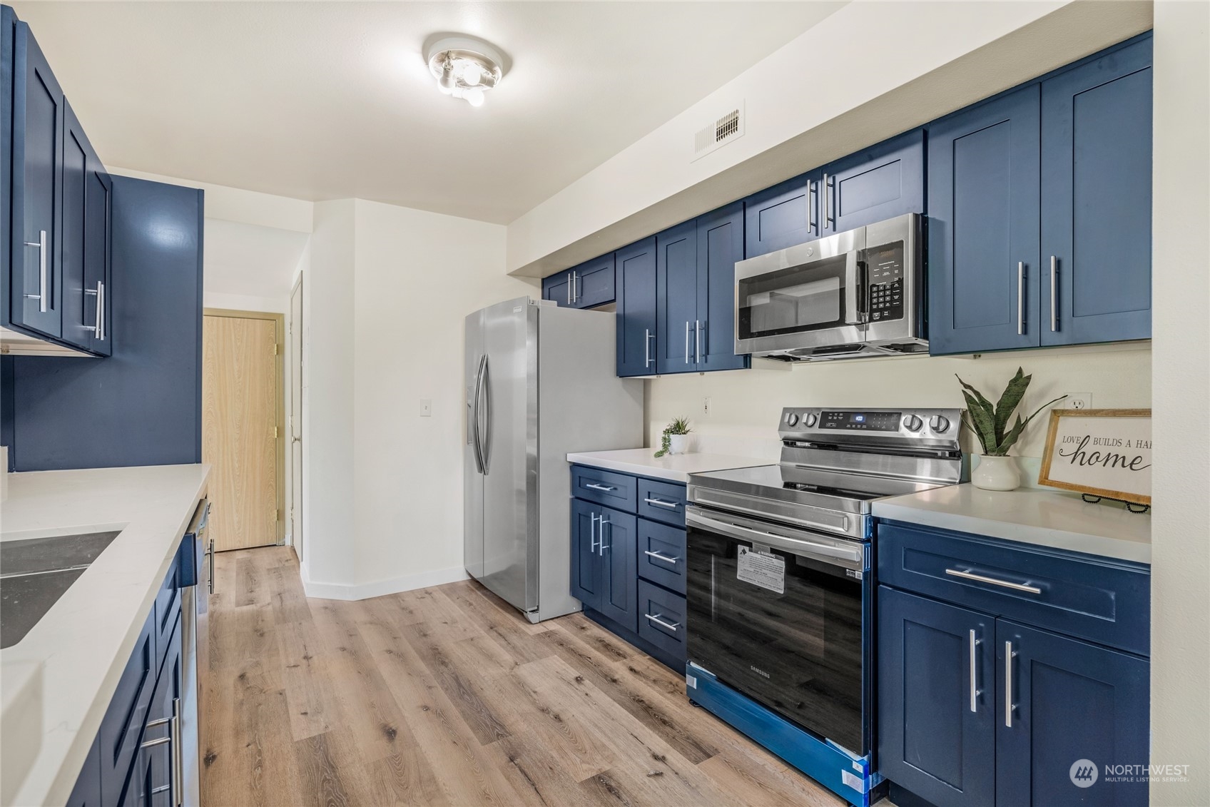 1825 Walnut Street #B