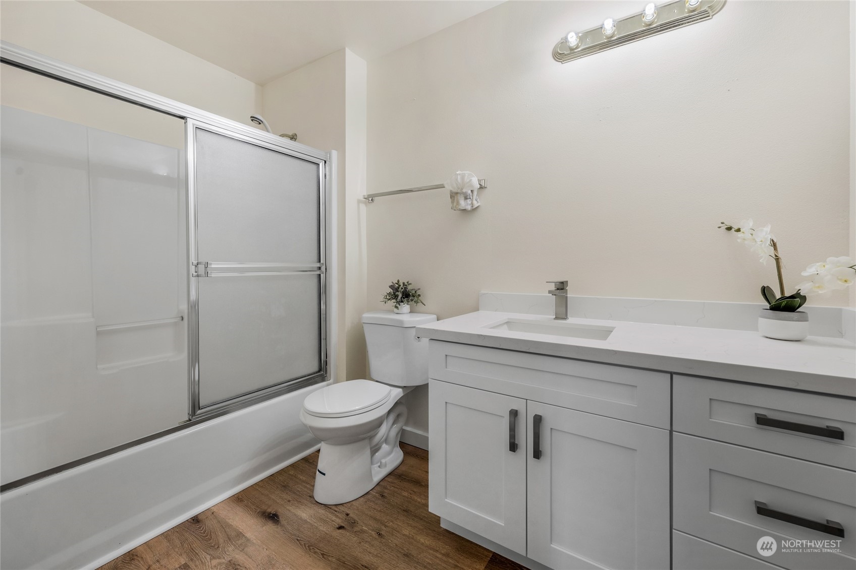 1825 Walnut Street #B