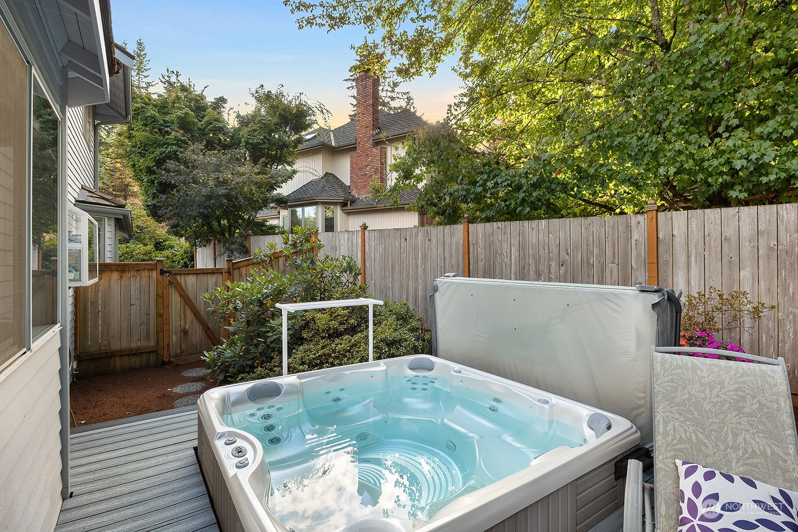 12138 NE 166th Place