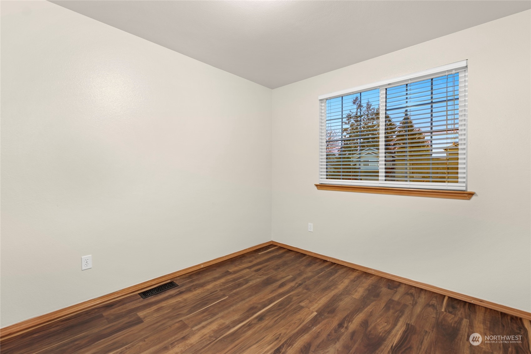 1614 112th Avenue SE