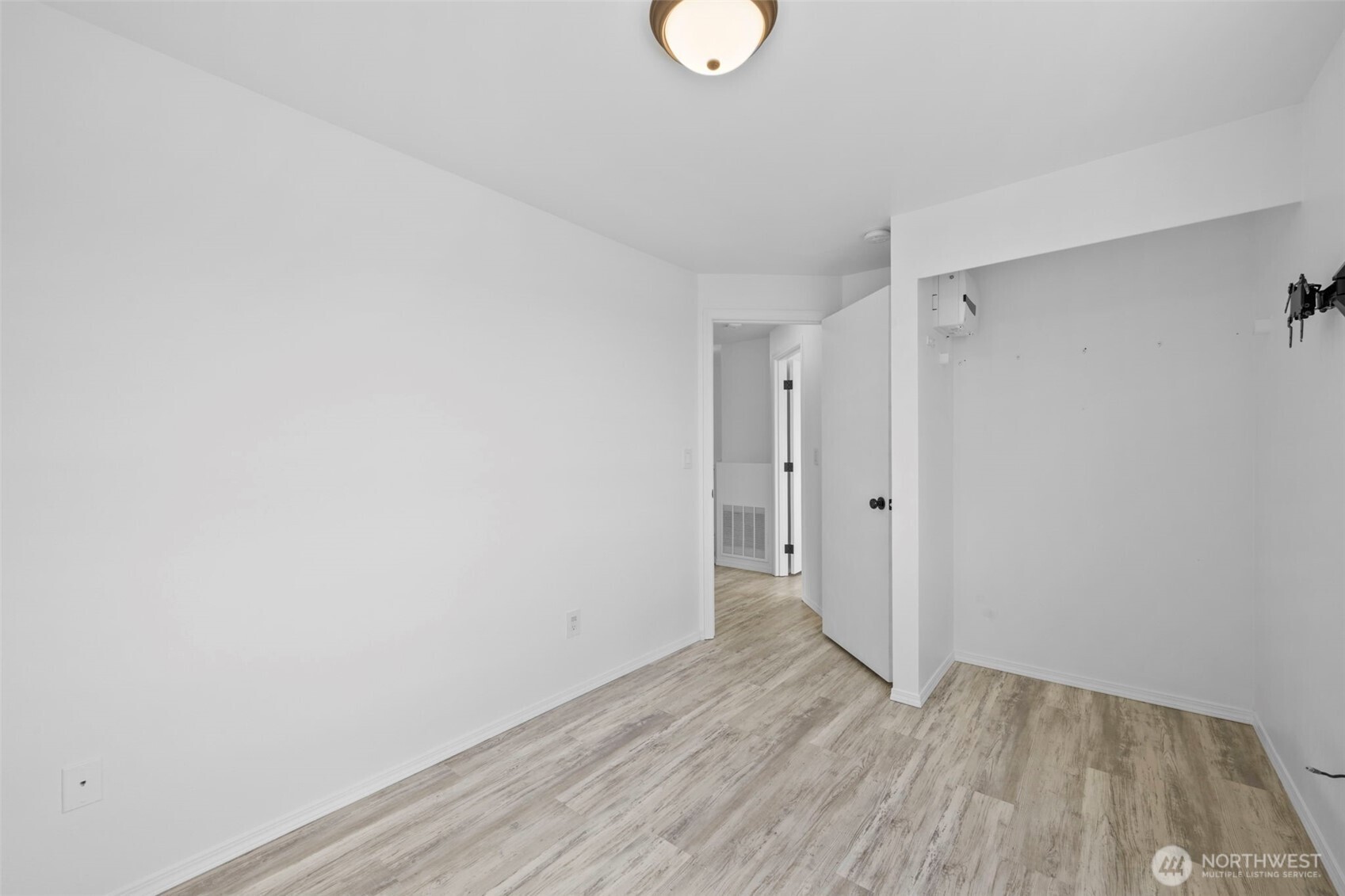 14905 45th Avenue NE